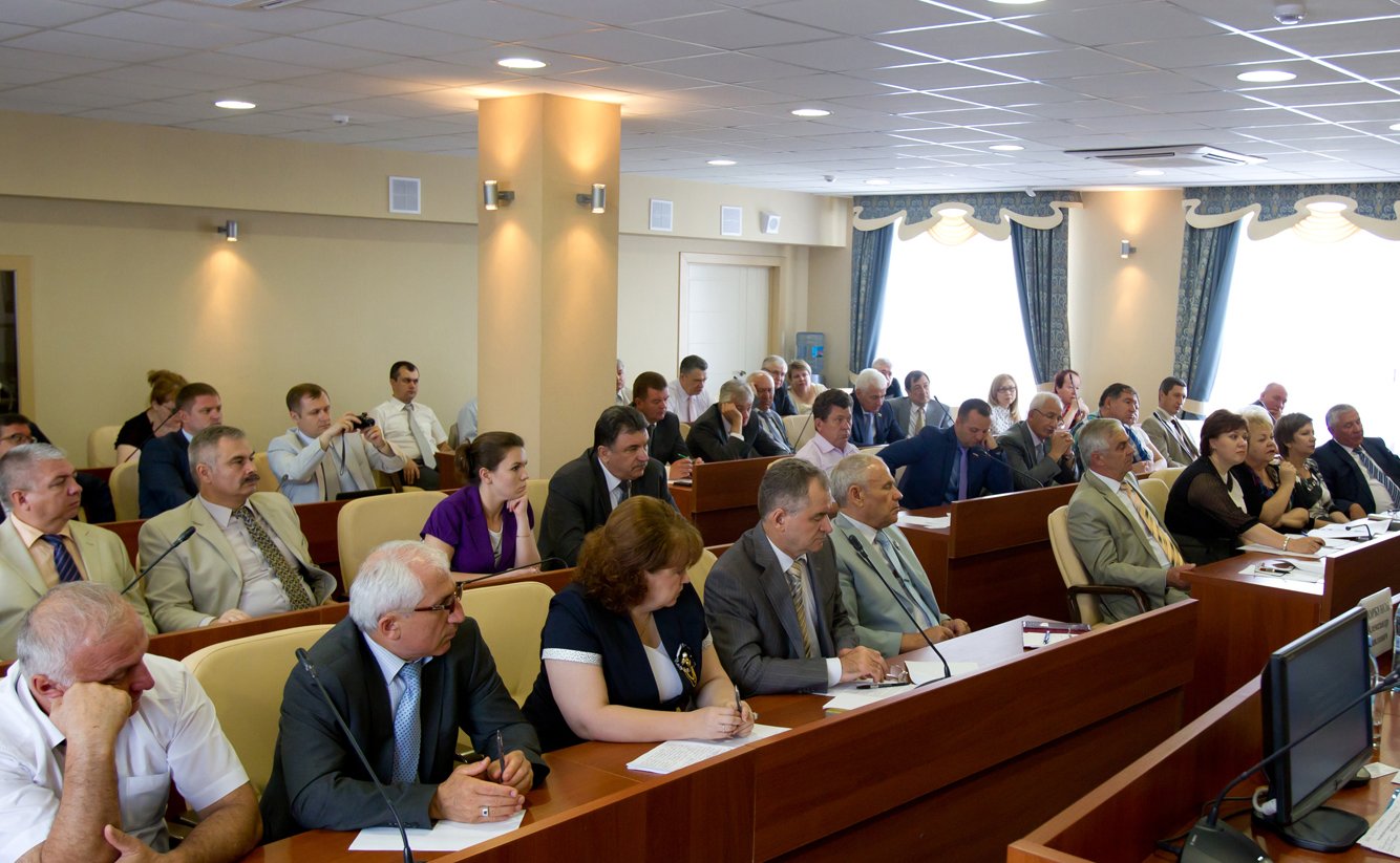 02-07 Круглый стол Проблемы подготовки кадров 4