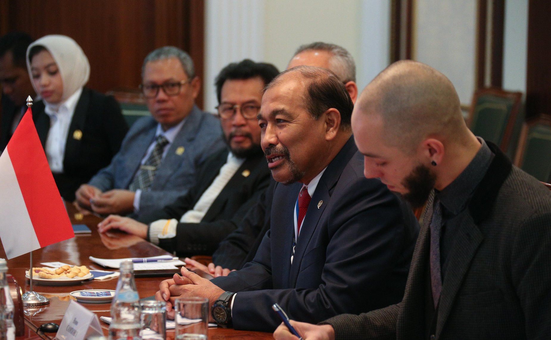 Встреча заместителя Председателя СФ Константина Косачева с заместителем Председателя Совета представителей регионов Республики Индонезии