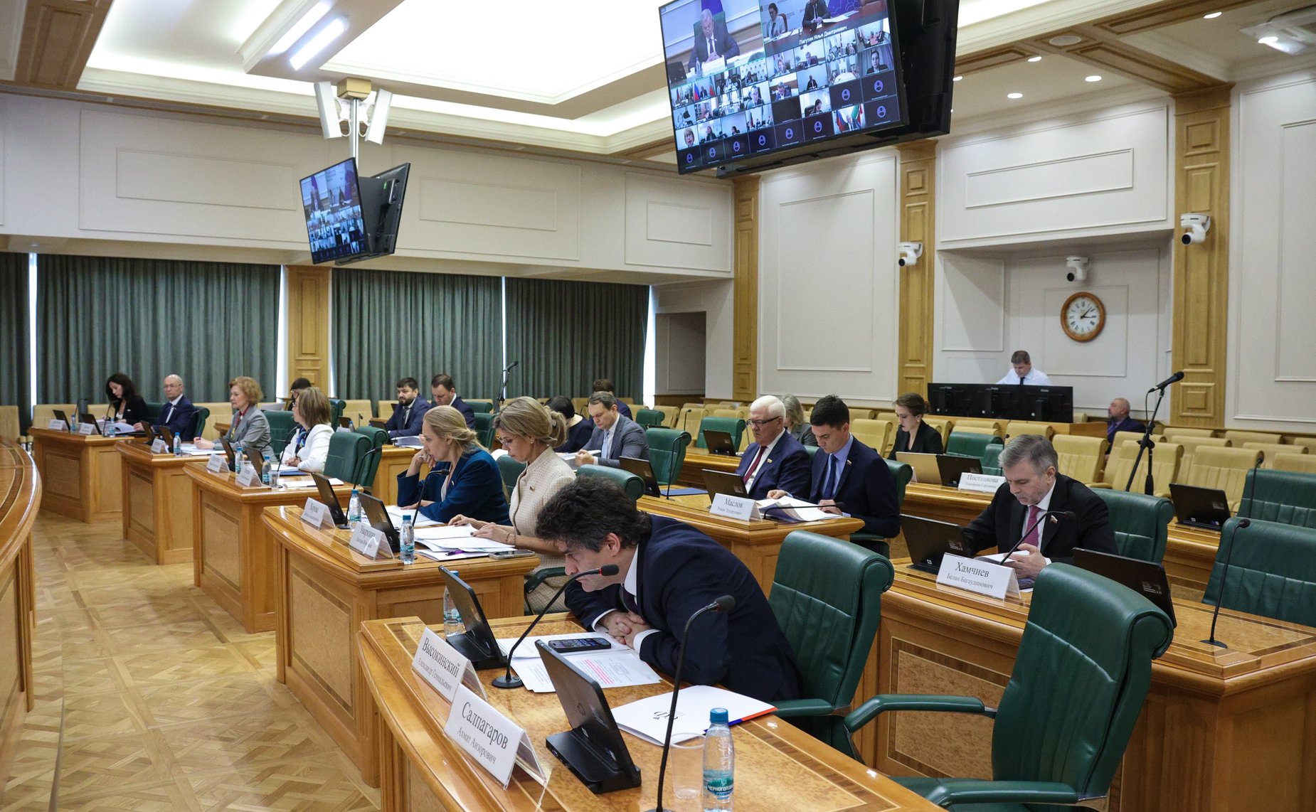 Совещание Комитета СФ по бюджету и финансовым рынкам «Вопросы долговой устойчивости субъектов Российской Федерации и муниципальных образований»