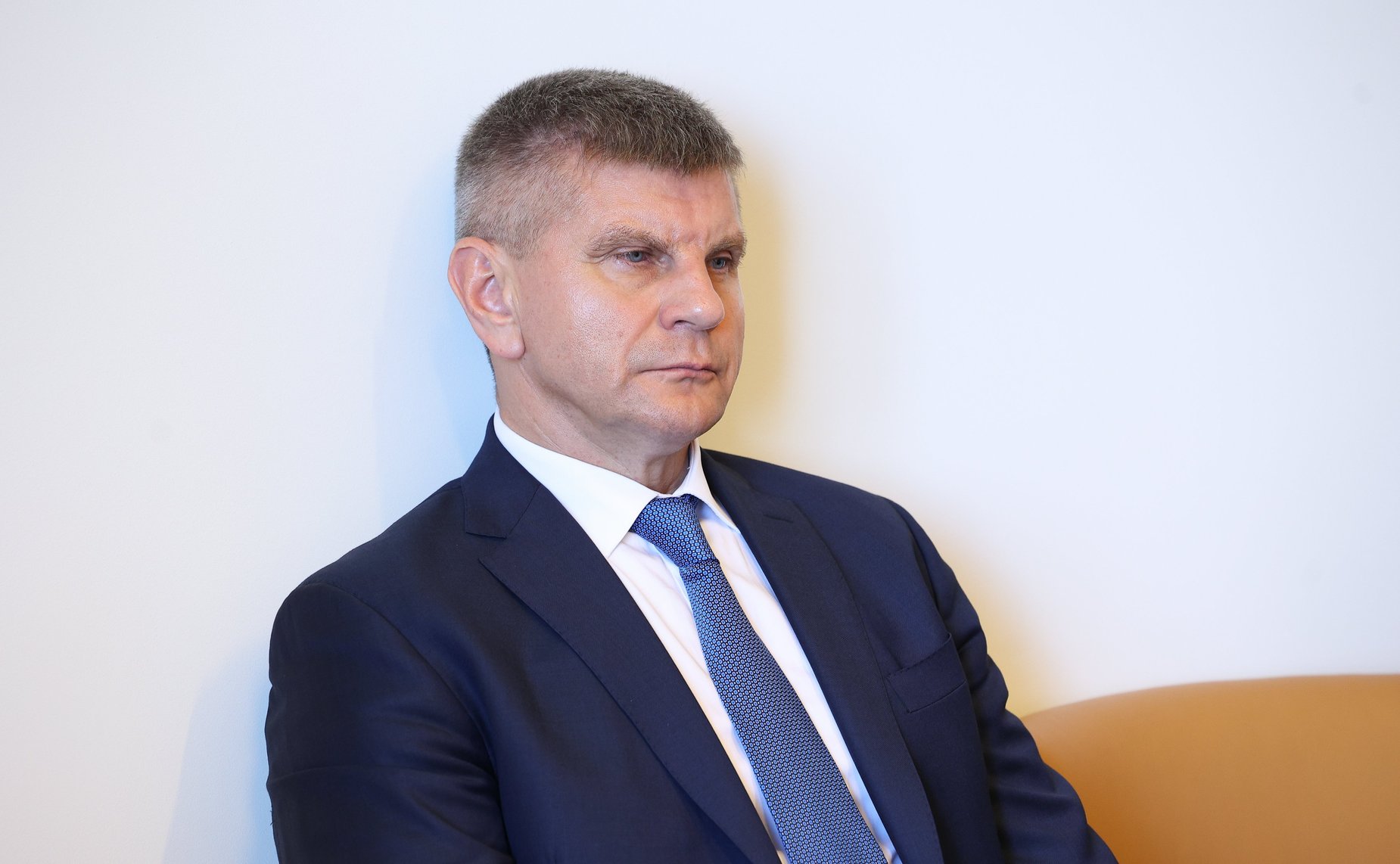Геннадий Голов