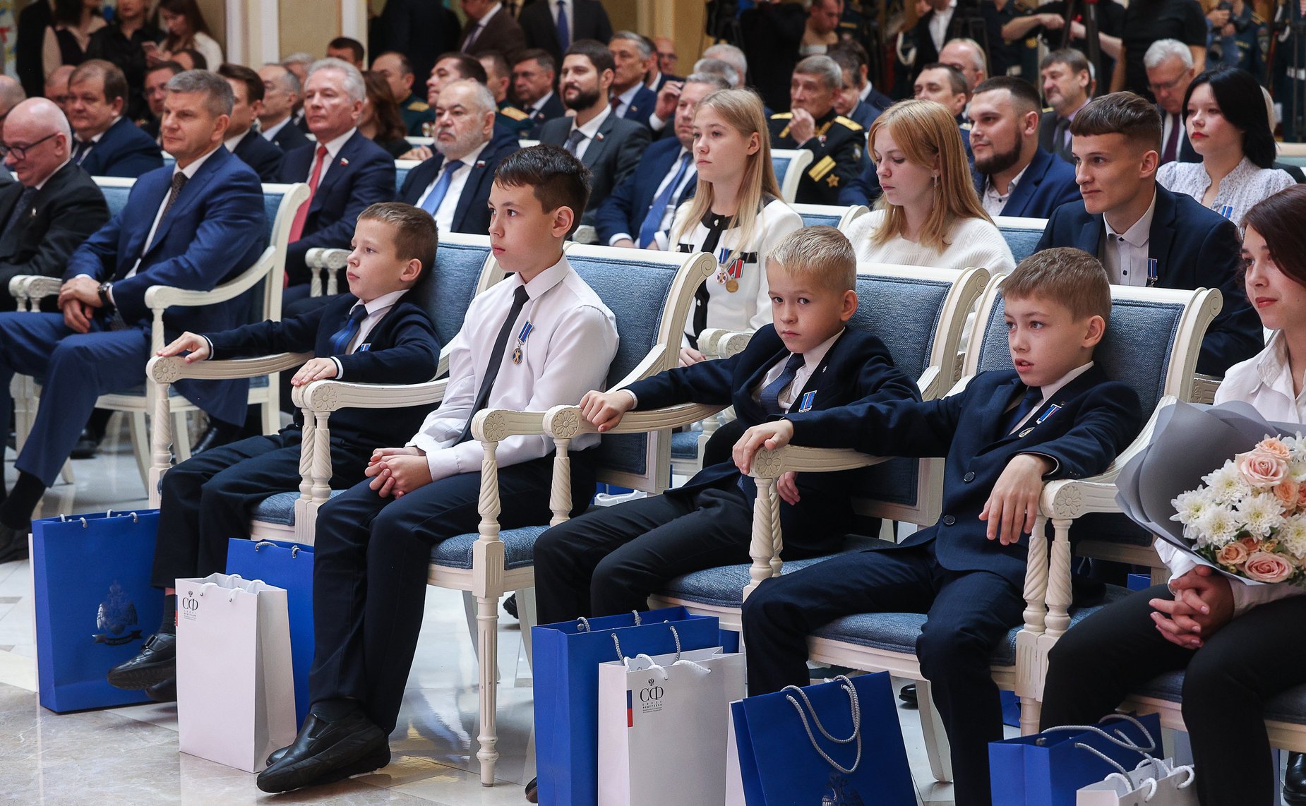 X торжественная церемония награждения детей и подростков, проявивших мужество в экстремальных ситуациях и спасших человеческие жизни