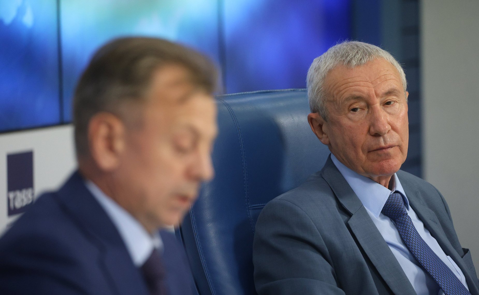 Пресс-конференция председателя Комиссии СФ по защите государственного суверенитета и предотвращению вмешательства во внутренние дела РФ Андрея Климова на тему «Выборы −2023: внешние угрозы российскому избирательному суверенитету»