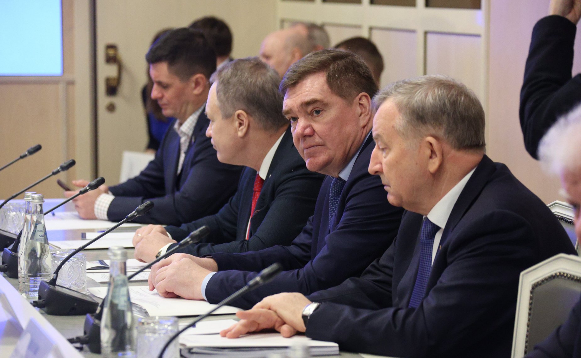 Заседание парламентской комиссии по расследованию обстоятельств, связанных с созданием американскими специалистами биологических лабораторий на территории Украины