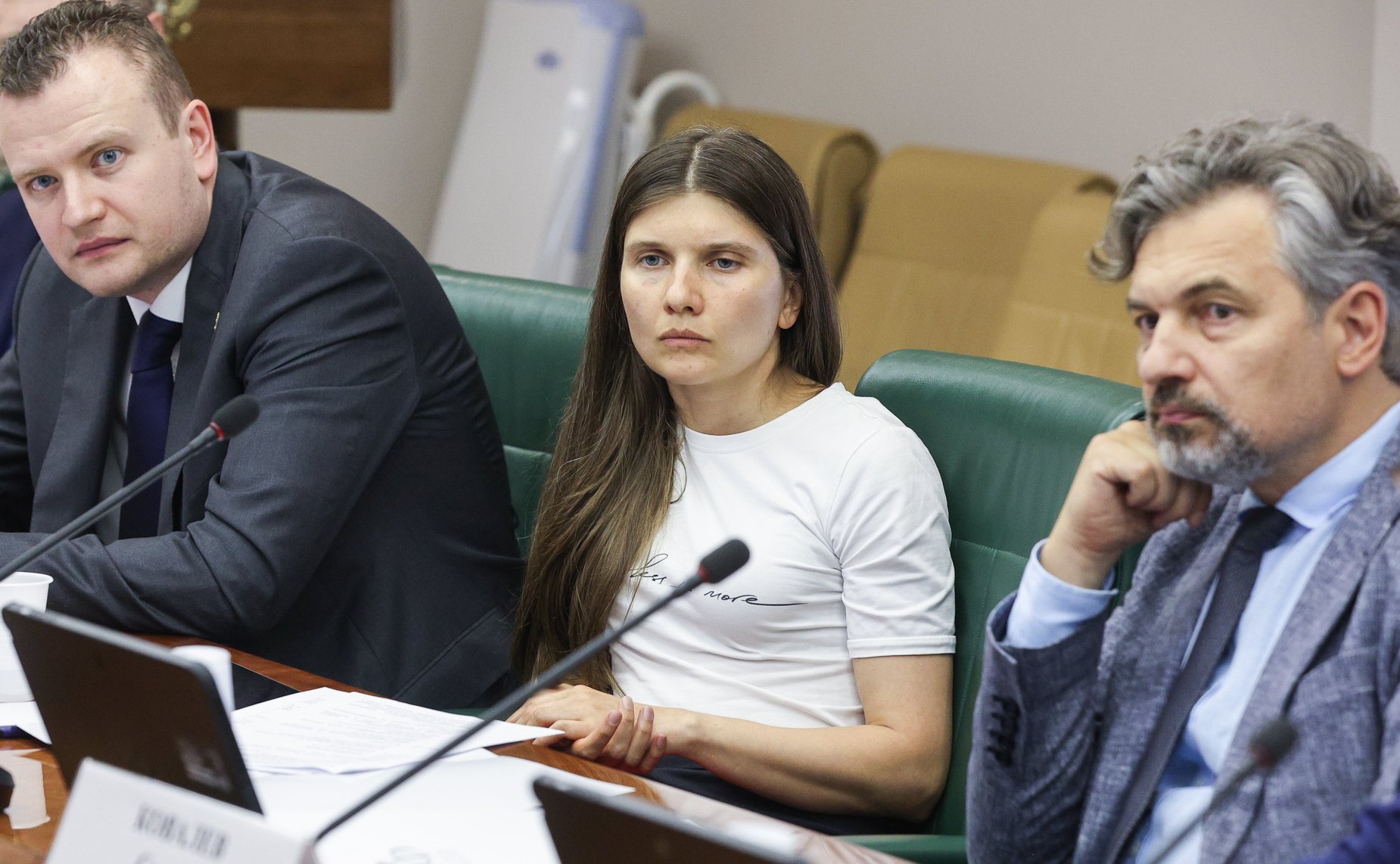 Круглый стол Комитета Совета Федерации по конституционному законодательству и государственному строительству на тему «Проблемы качества оказания юридических услуг: квалифицированное юридическое представительство и адвокатура. Пути взаимодействия»