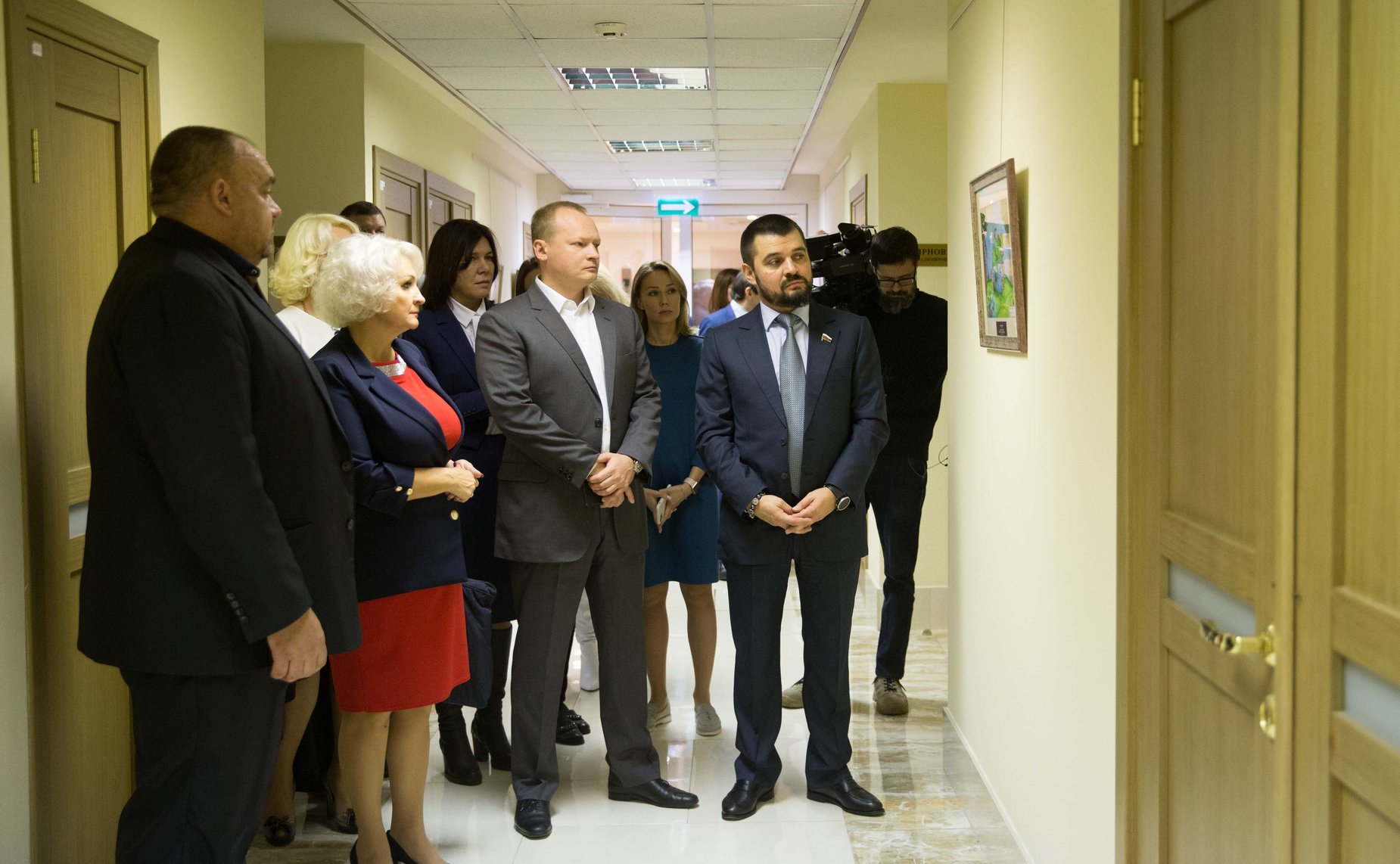 Открытие в Совете Федерации выставки «Дети рисуют мир»