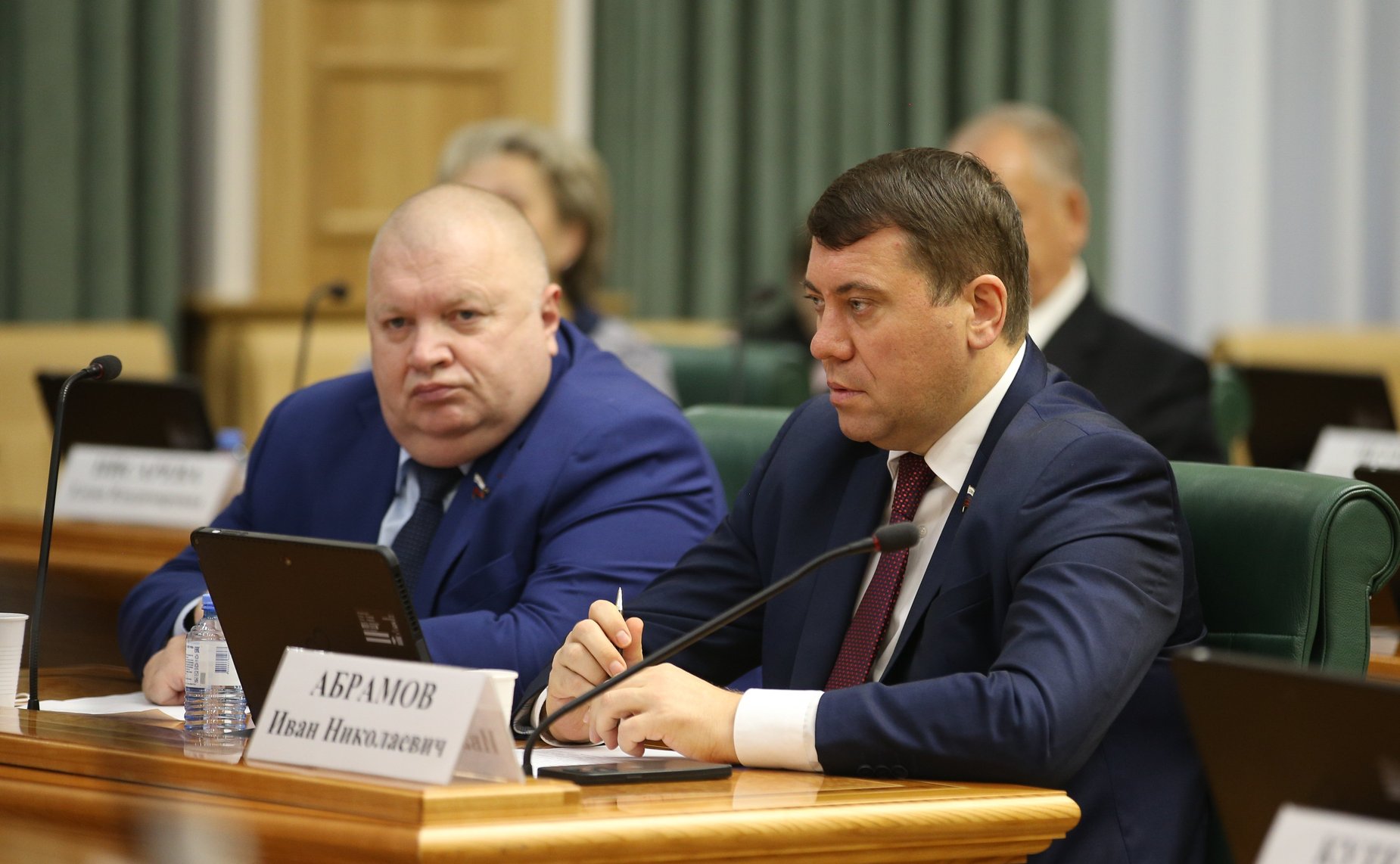 Встреча сенаторов Российской Федерации с Министром промышленности и торговли РФ Денисом Мантуровым в формате «Открытого диалога»