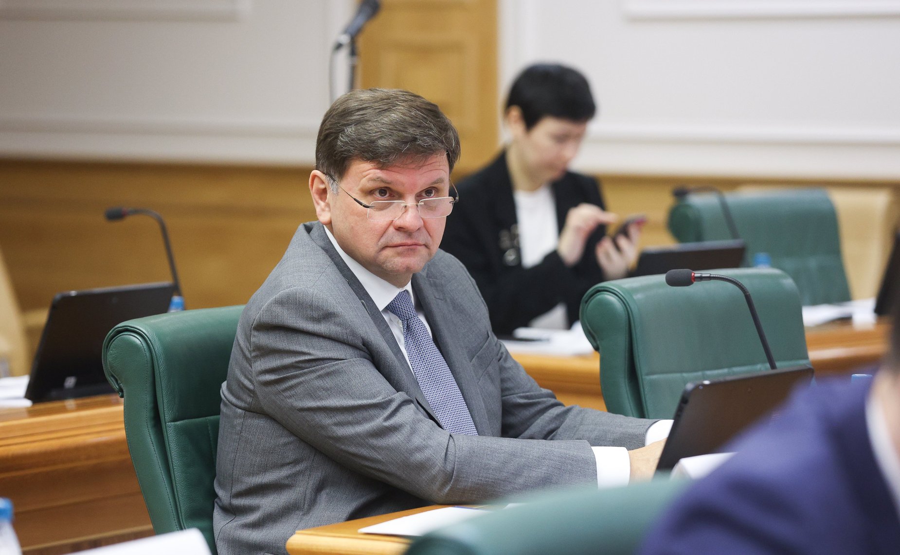 Парламентские слушания, посвященные вопросам реализации Федерального закона «О рыболовстве и сохранении водных биологических ресурсов» в части перезаключения договоров пользования рыболовными участками