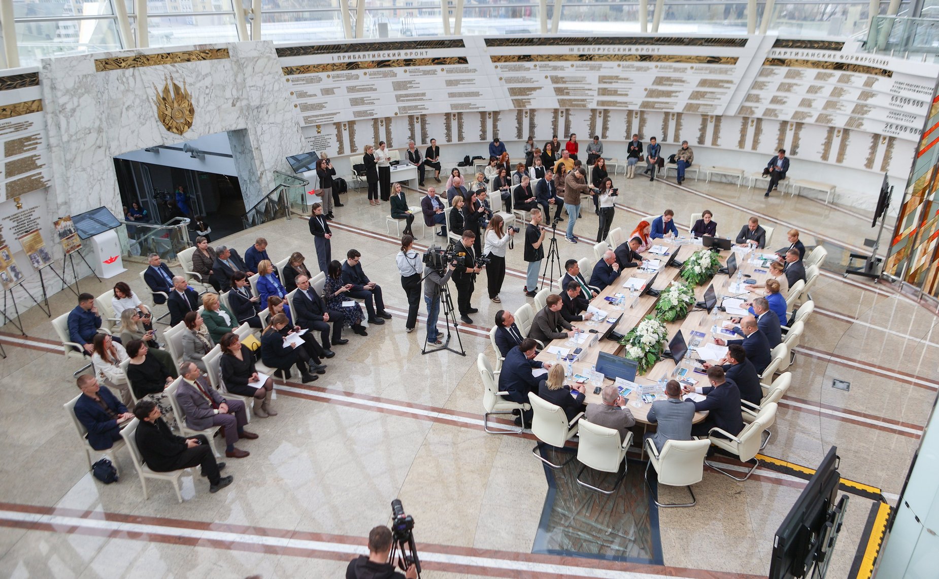 Заместитель Председателя Совета Федерации Инна Святенко приняла участие в заседании круглого стола на тему «Патриотический туризм и сотрудничество государств СНГ в сохранении памяти и воспитании будущих поколений»