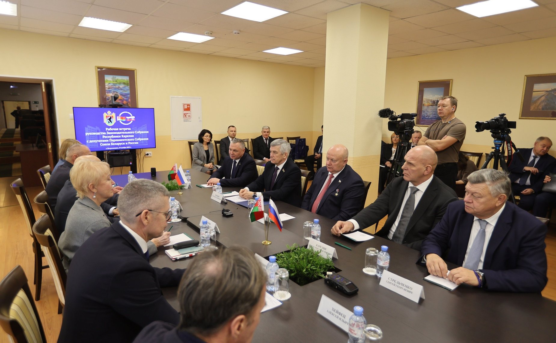 Александр Карелин в Петрозаводске обсудил сотрудничество с Беларусью и вопросы безопасности