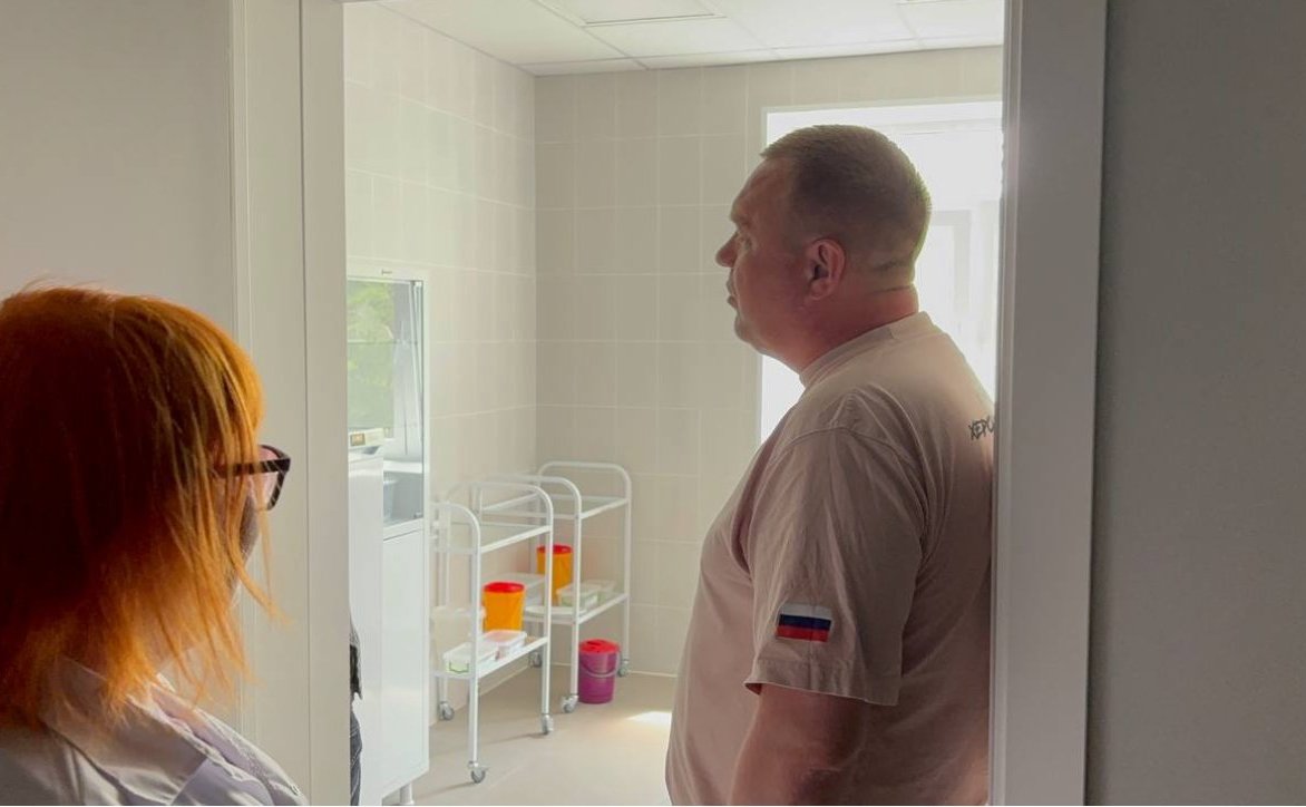 Игорь Кастюкевич посетил амбулаторию в селе Громовка Новотроицкого округа Херсонской области
