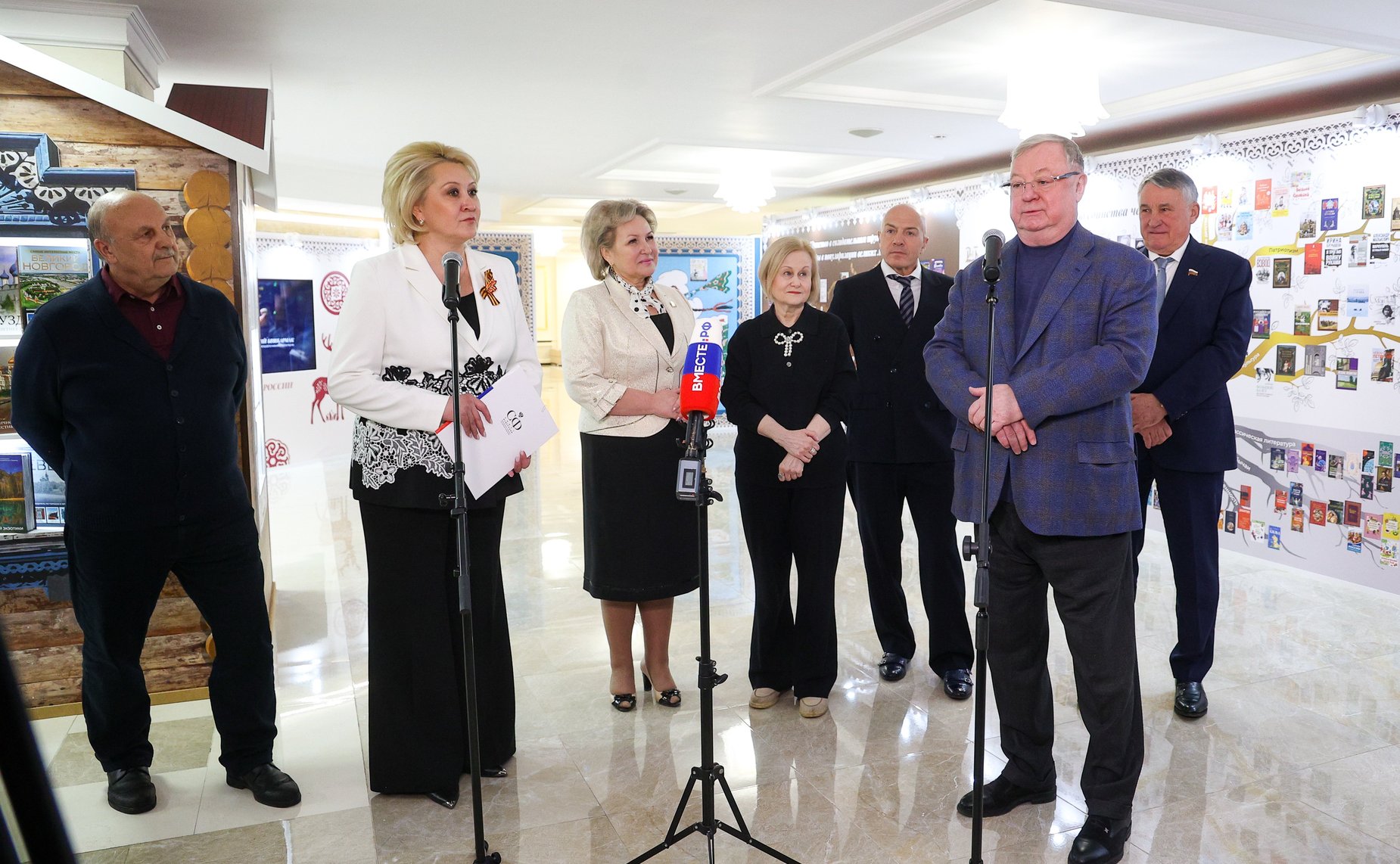 Открытие в Совете Федерации выставки «Единство России в книгах: о труде, ценностях, языке и любви к родной земле»