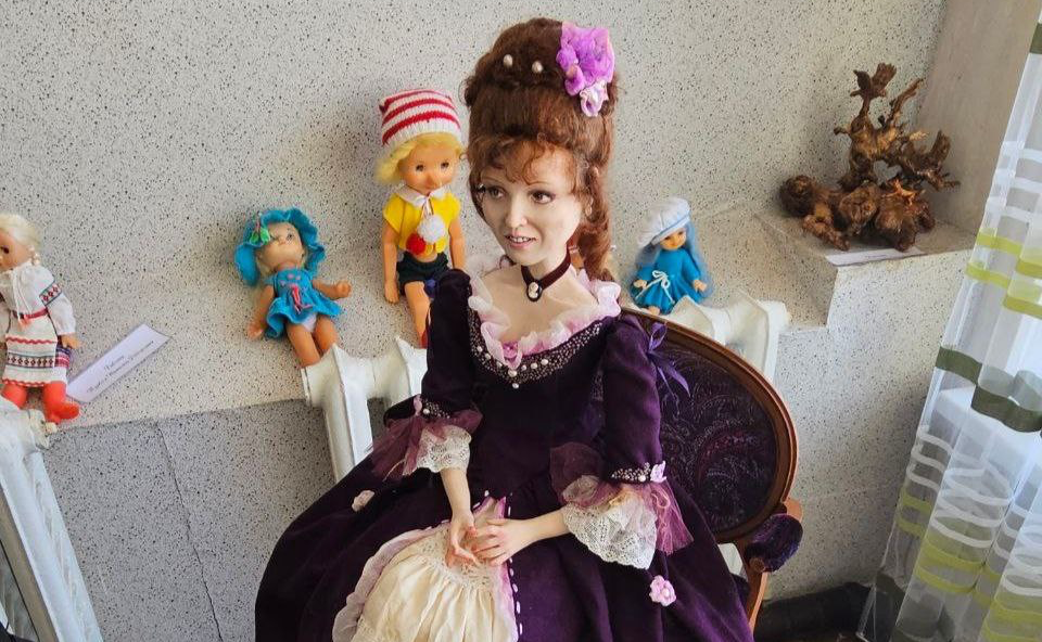 Ольга Бас посетила Кировский историко-художественный музей ЛНР