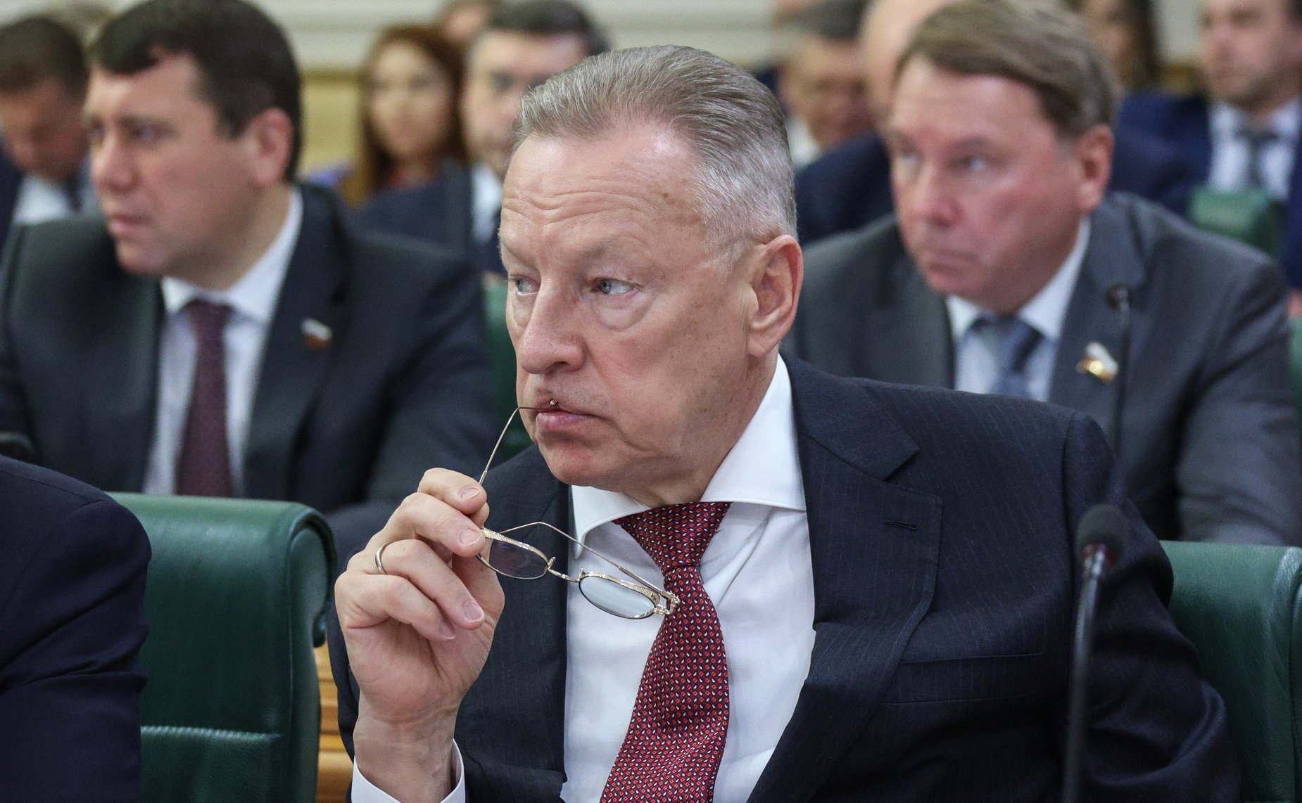 Встреча сенаторов Российской Федерации с Министром юстиции РФ Константином Чуйченко в формате «Открытого диалога»