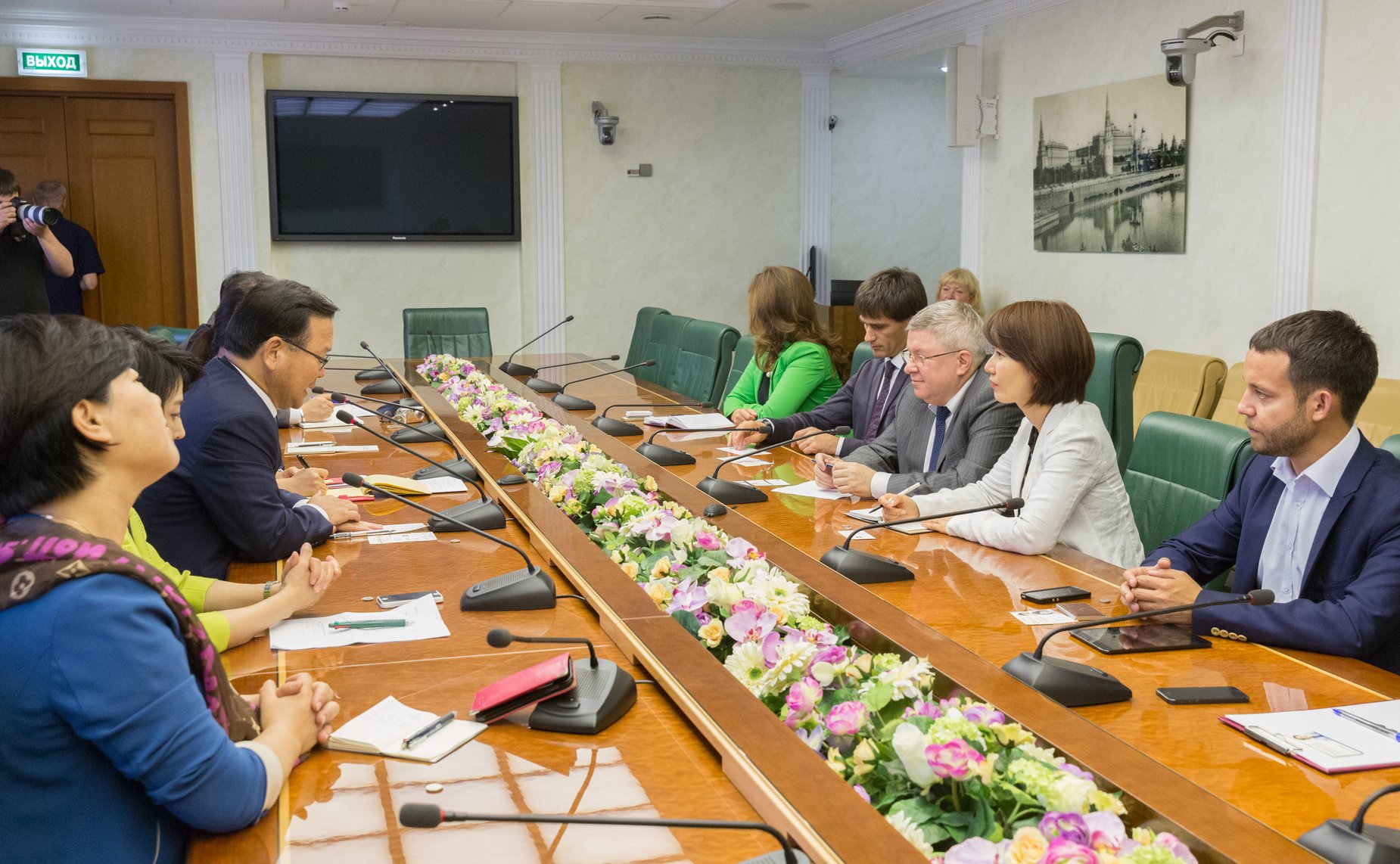 Встреча А. Торшина с представителями Республики Корея