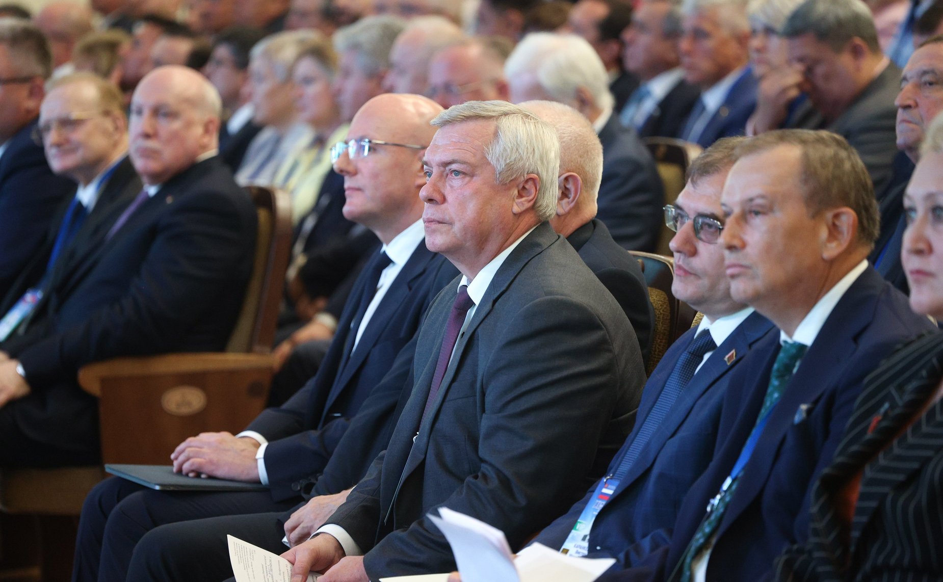 Пленарное заседание ХI Форума регионов Беларуси и России