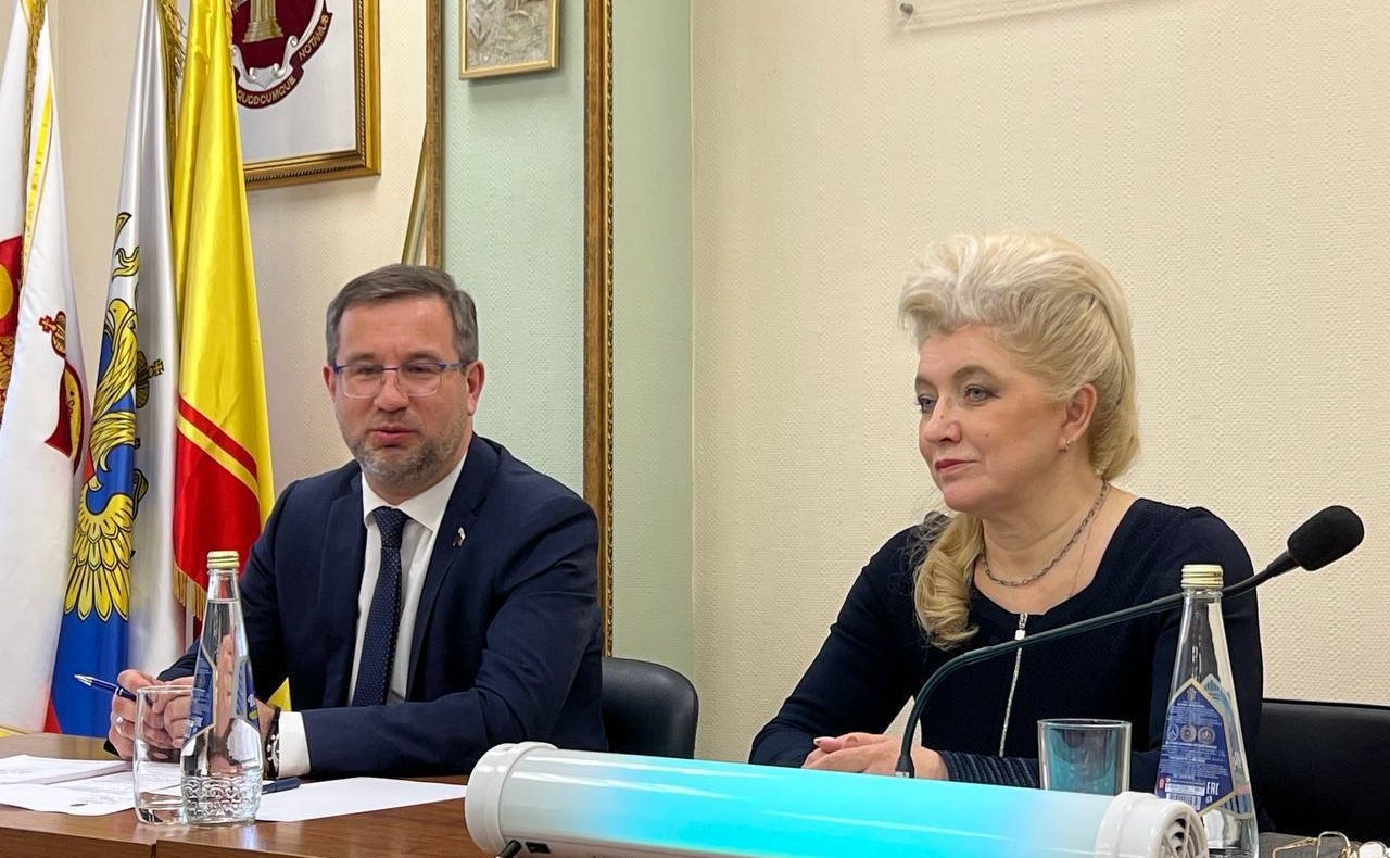 Николай Владимиров встретился с нотариусами Чувашской Республики