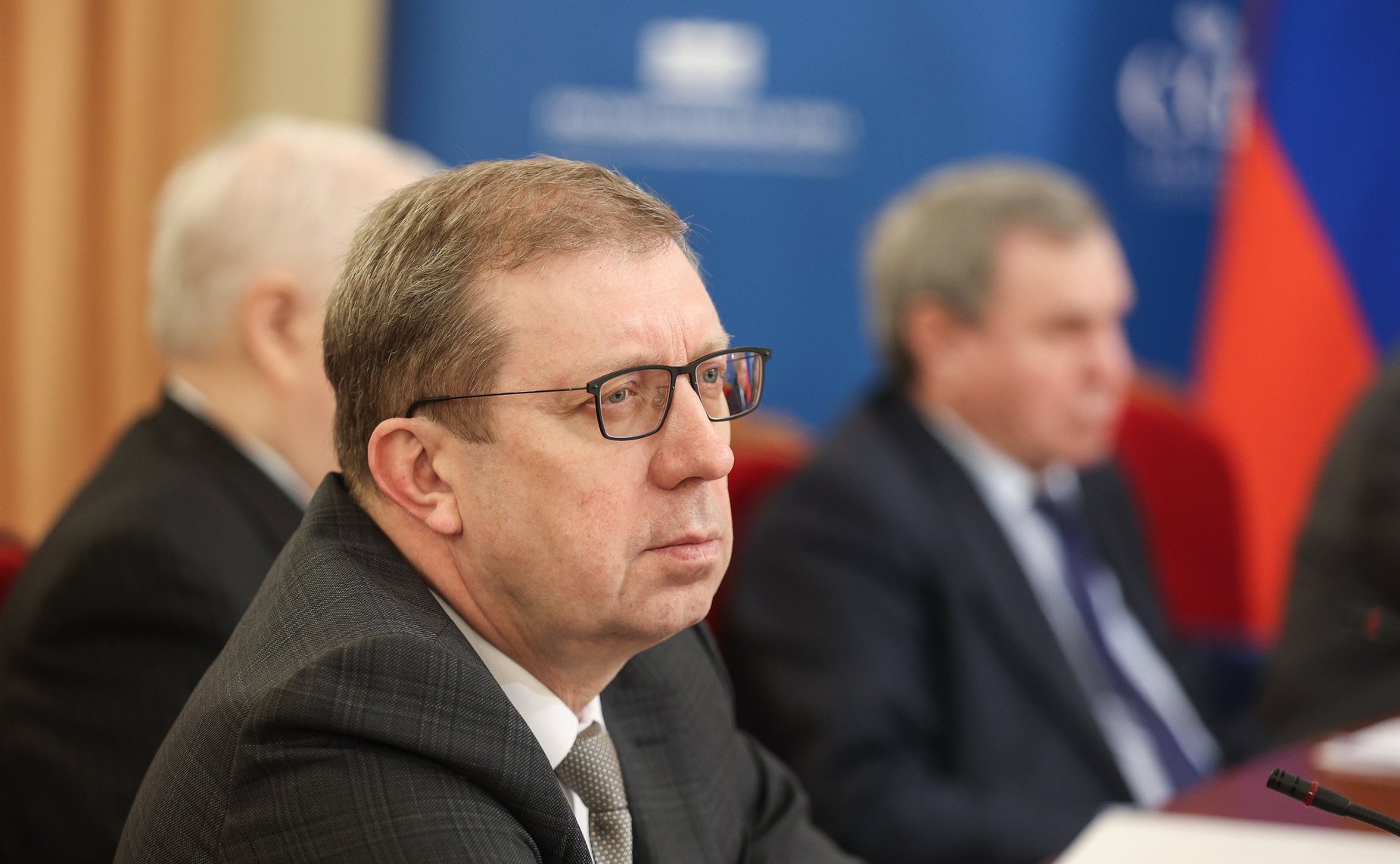 Заседание парламентской комиссии по расследованию обстоятельств, связанных с созданием американскими специалистами биологических лабораторий на территории Украины