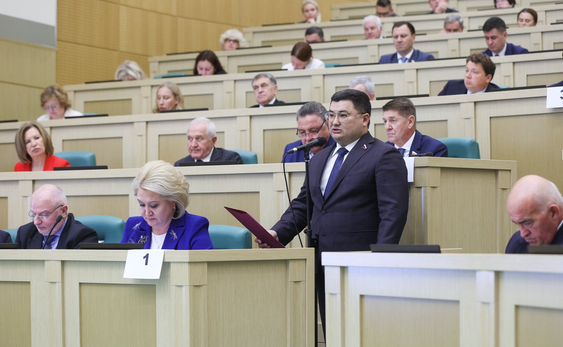 Борис Хачиров