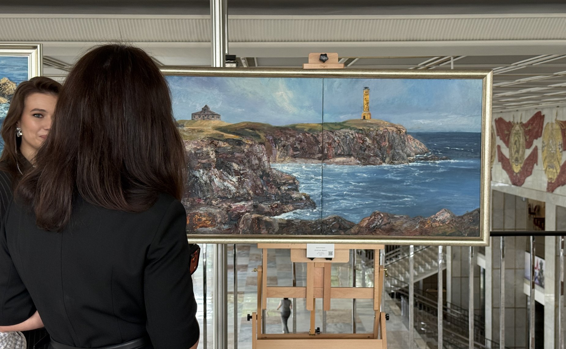 Елена Писарева и Елена Дягилева открыли выставку «Путь к свету» в Государственном Кремлевском дворце