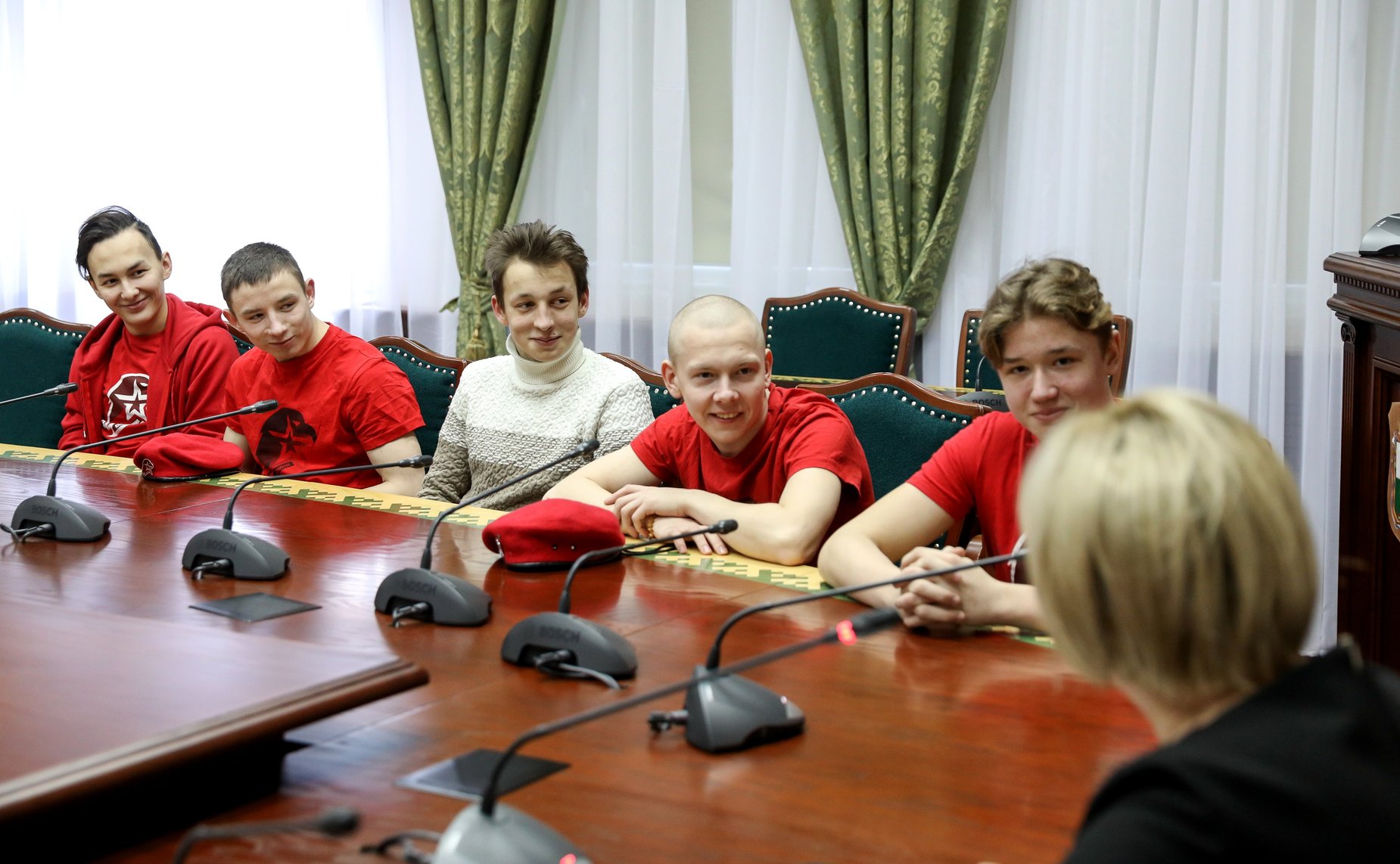 Римма Галушина провела встречу с юнармейцами Ненецкого автономного округа