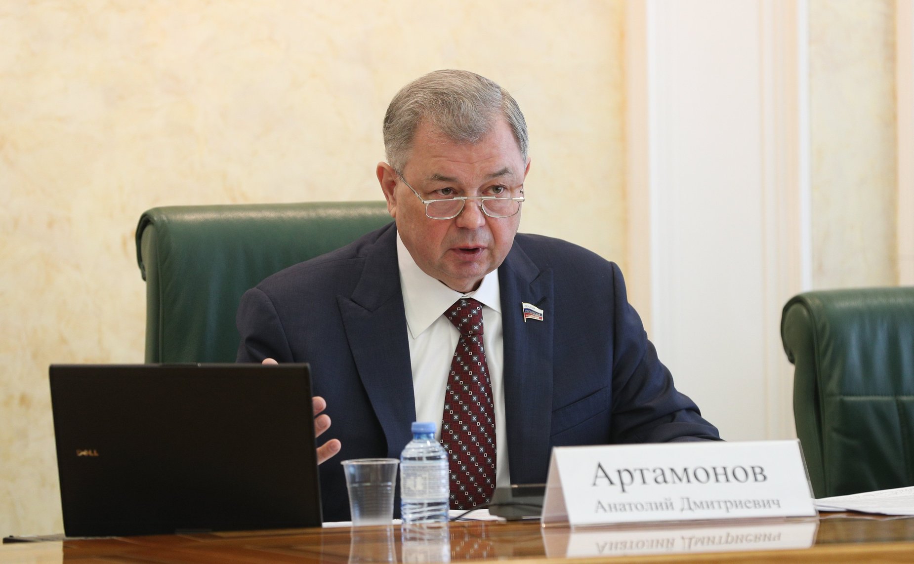 Анатолий Артамонов