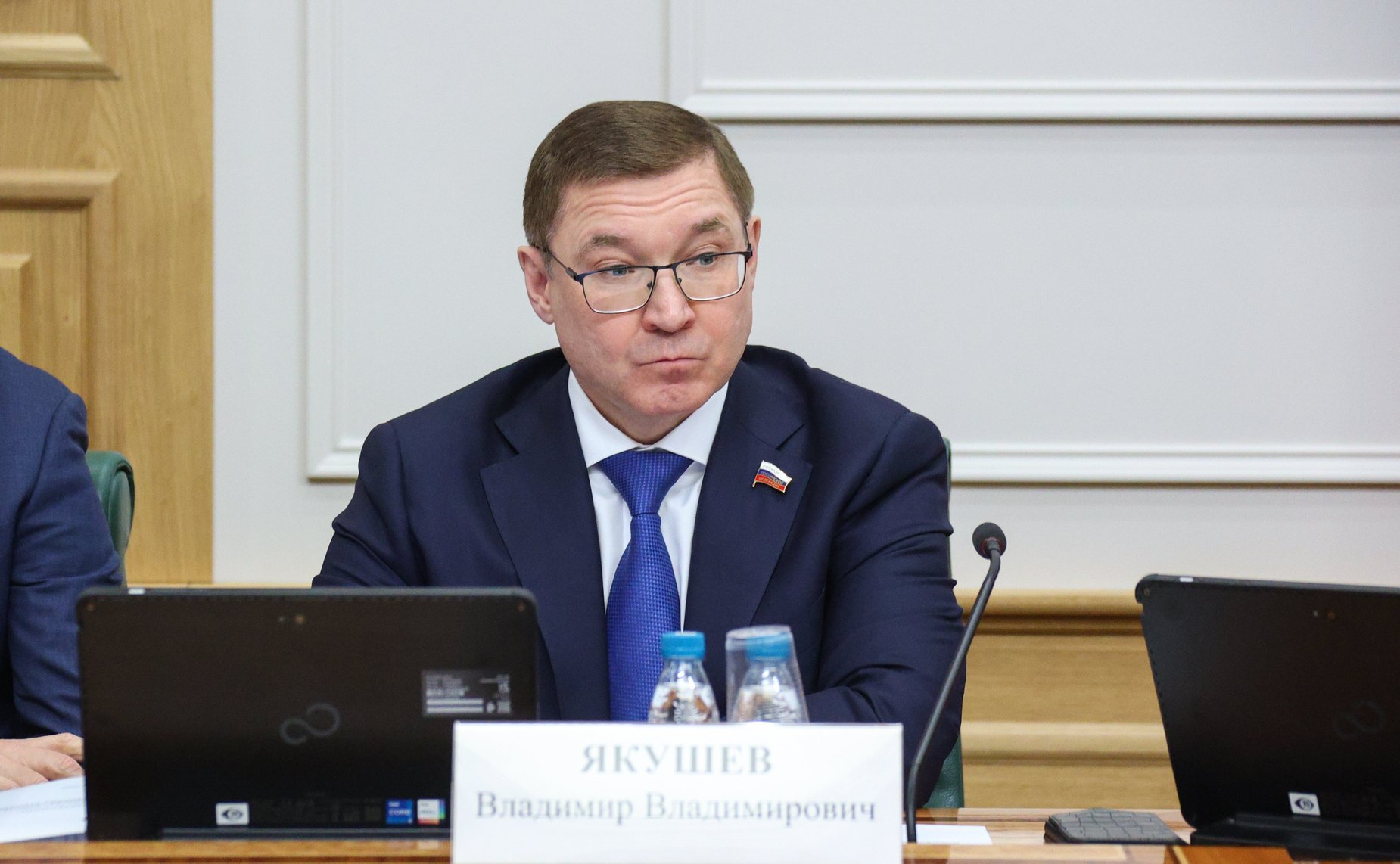 Владимир Якушев