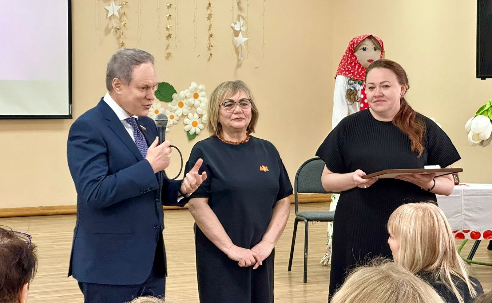 Александр Башкин принял участие в торжественном мероприятии, посвященном знаковой дате — 30-летию современной истории парламентаризма в Астраханской области