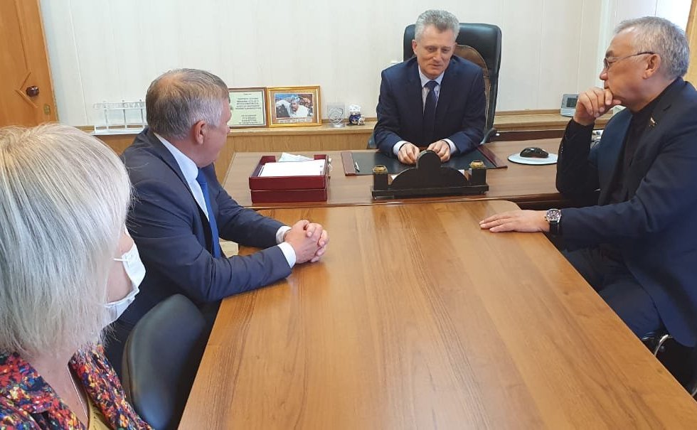 Б. Жамсуев и С. Михайлов в Забайкальском крае осмотрели строительство рудника №6 и ознакомились с масштабным проектом освоения месторождения урана