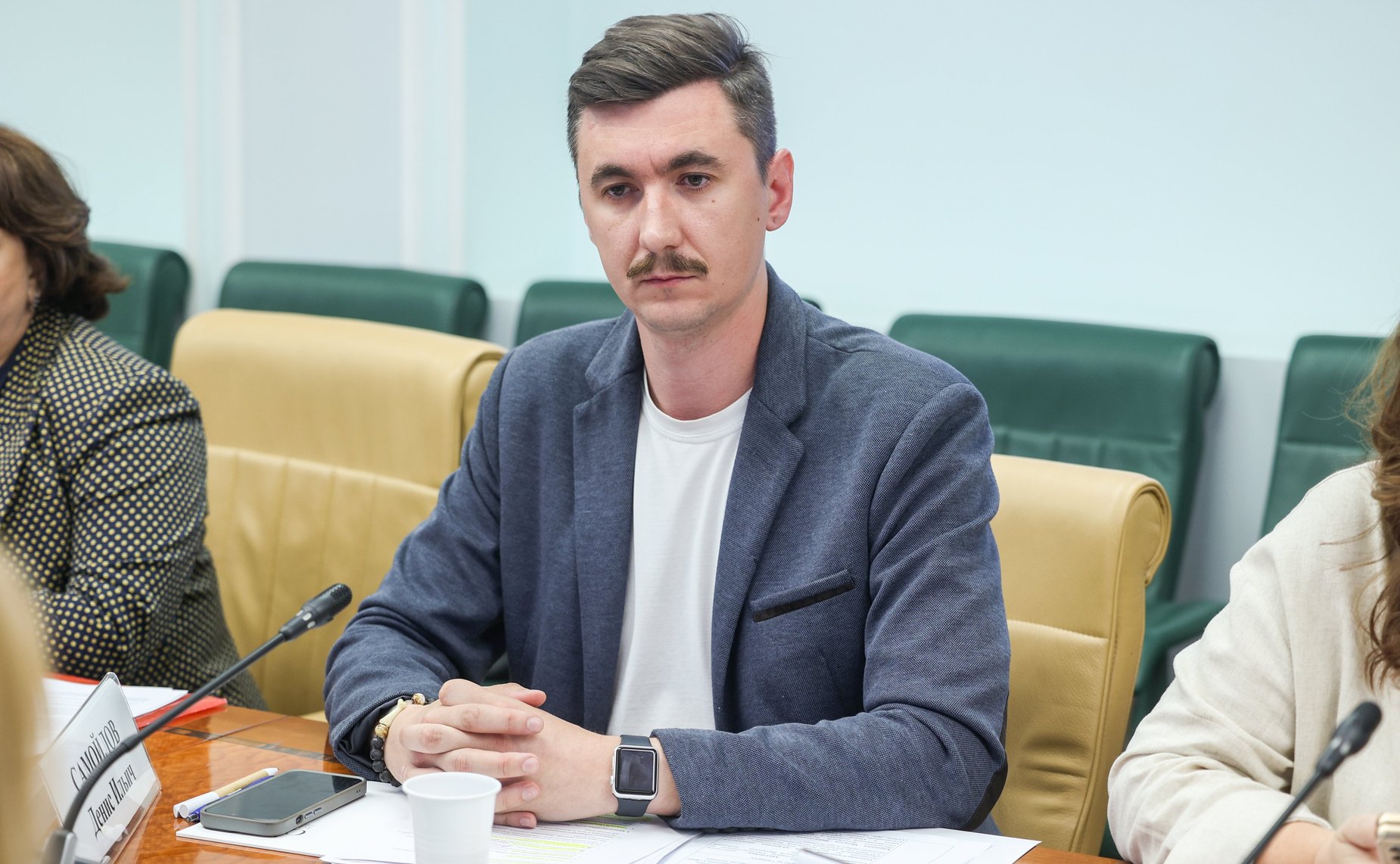 Круглый стол Комитета Совета Федерации по социальной политике на тему «Совершенствование мер поддержки социально ориентированных некоммерческих организаций»