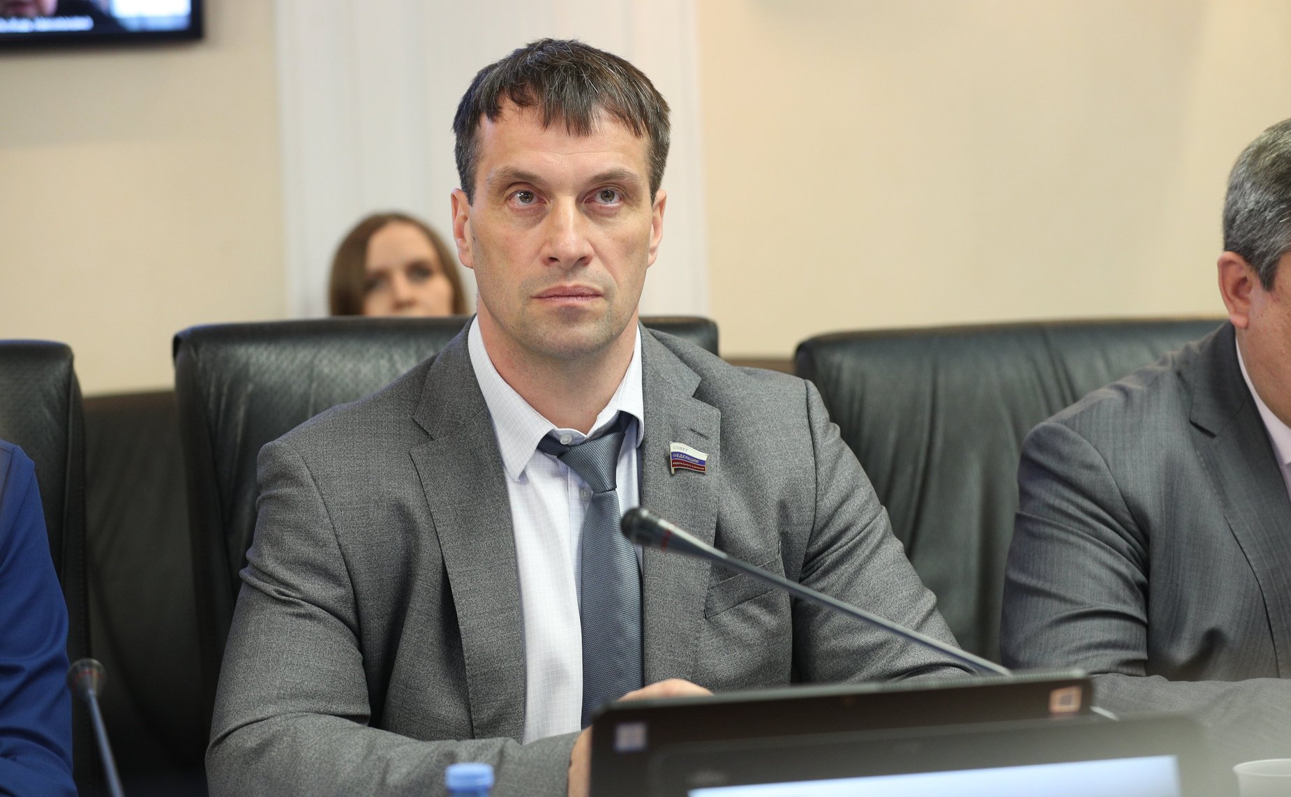 Эдуард Исаков