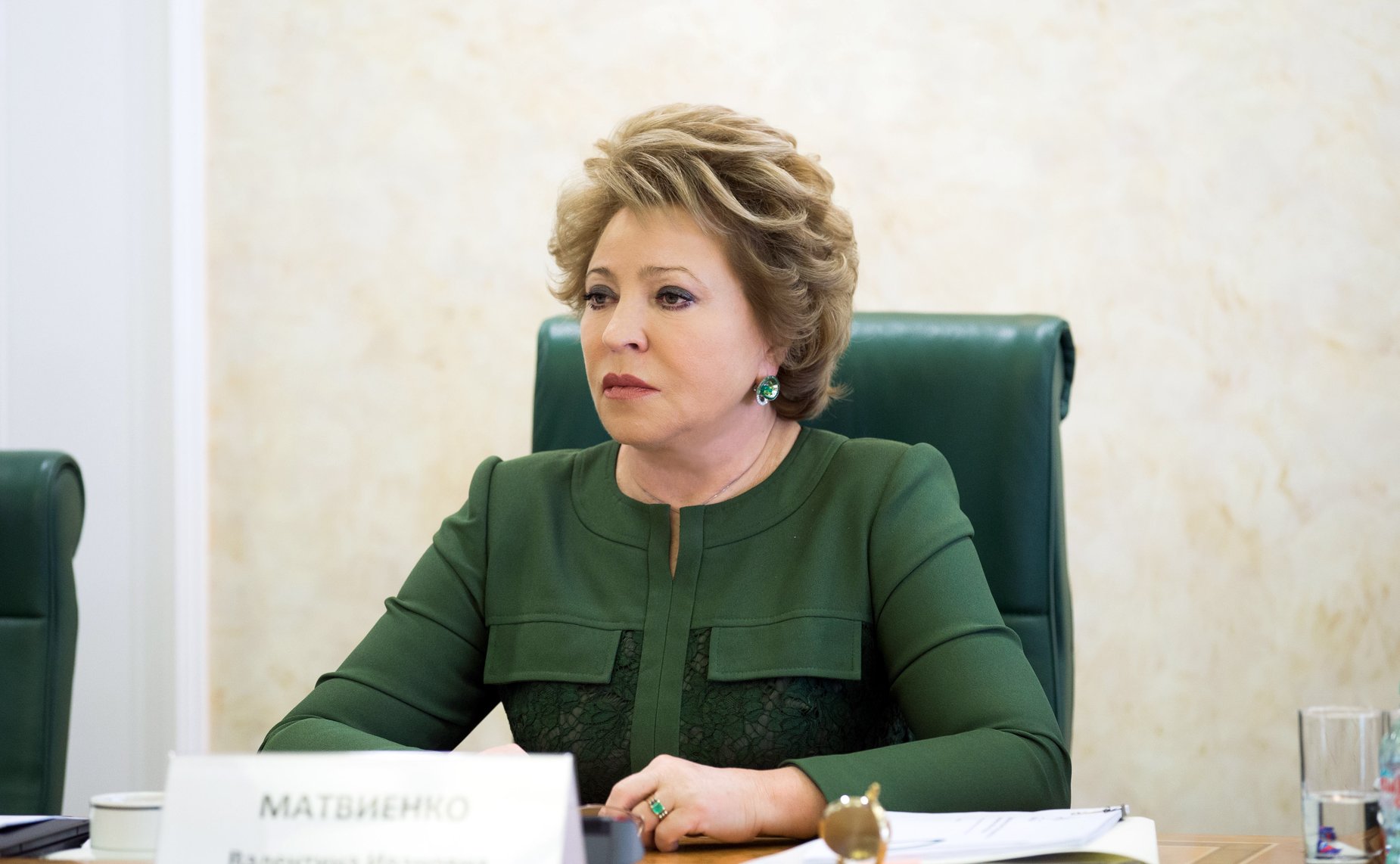 В. Матвиенко