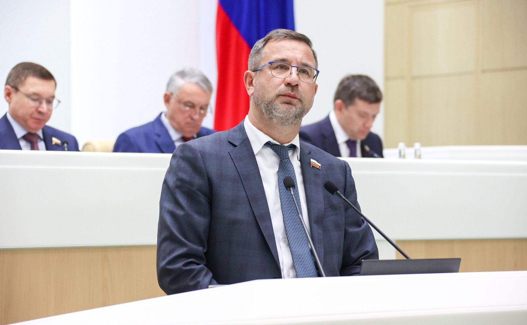 Николай Владимиров