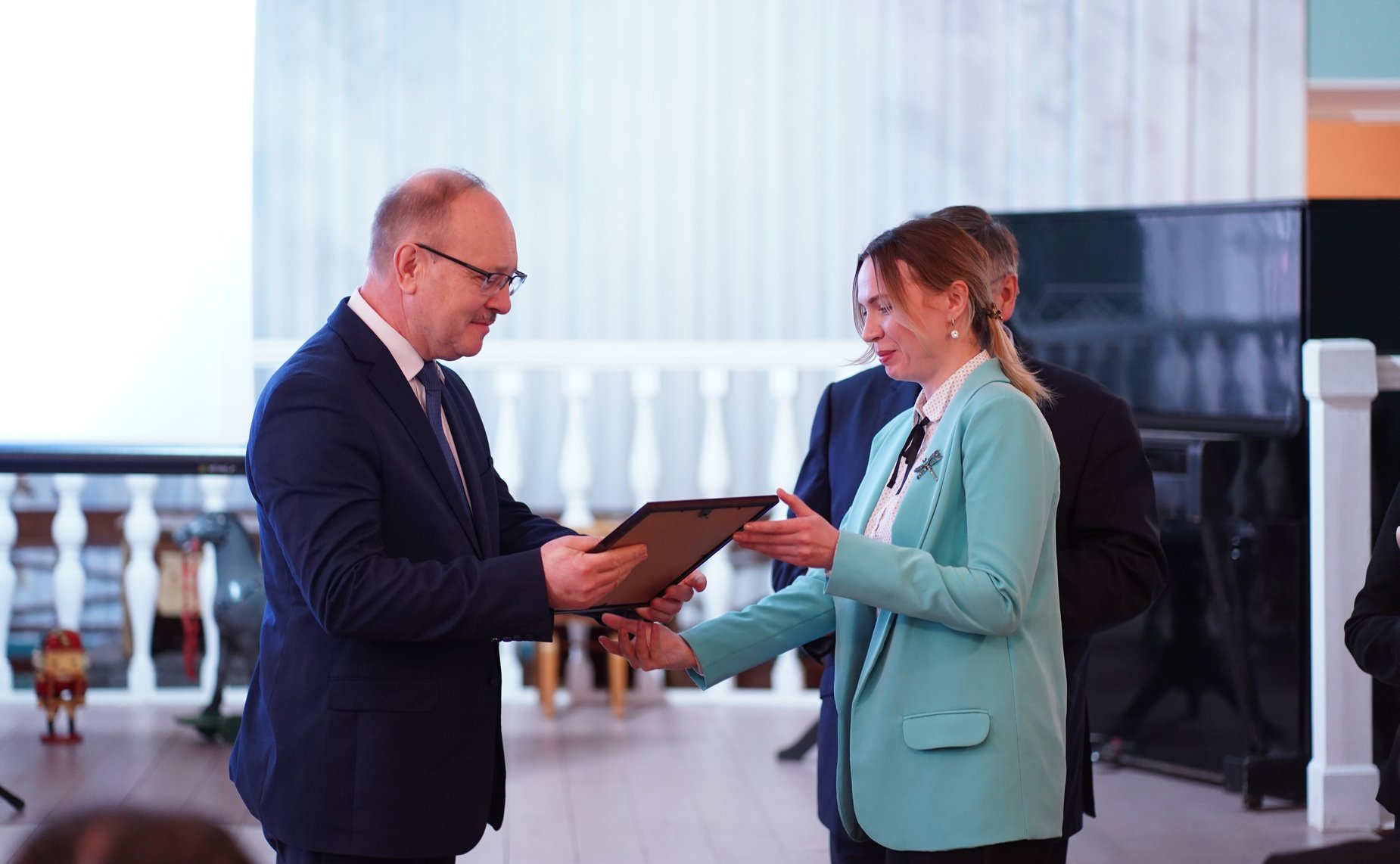 Награждение победителей седьмой Всероссийской детской творческой школы-конкурса «Портрет твоего края»