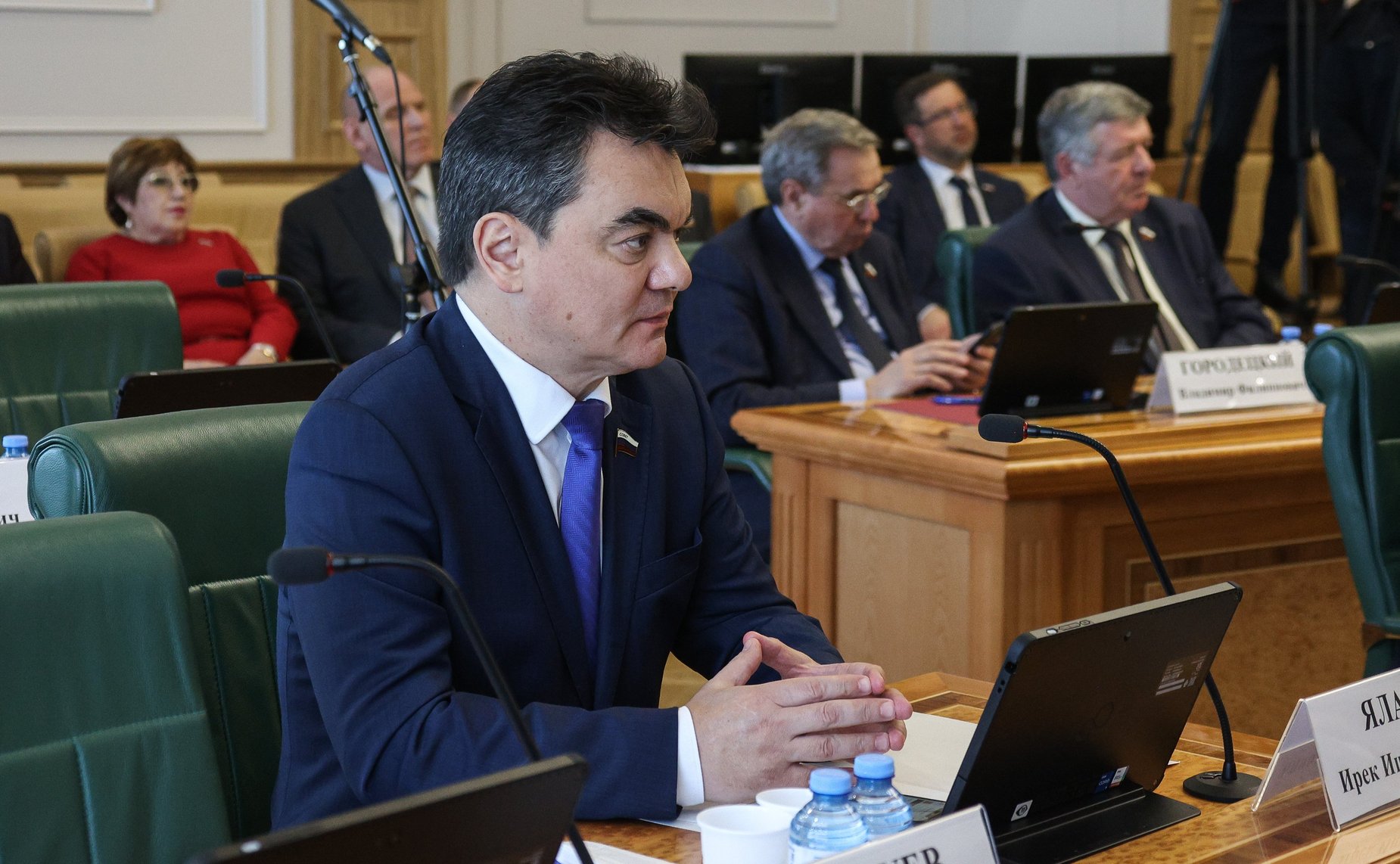 Встреча сенаторов Российской Федерации с генеральным директором — председателем правления ОАО «РЖД» Олегом Белозеровым в формате «Открытого диалога»