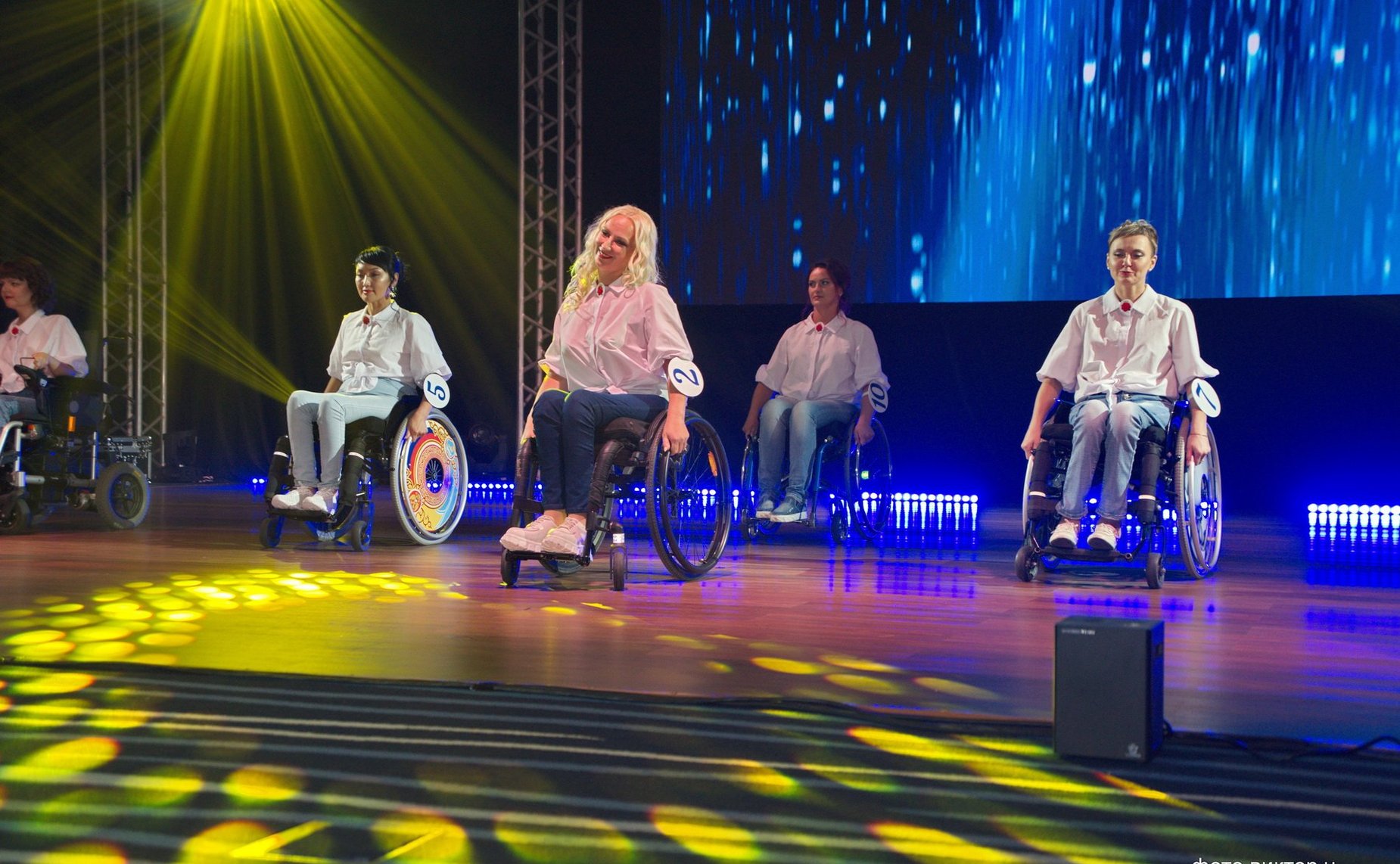 Маргарита Павлова и Дина Оюн приняли участие в социально-культурном проекте, направленном на поддержку девушек с ограниченными возможностями здоровья