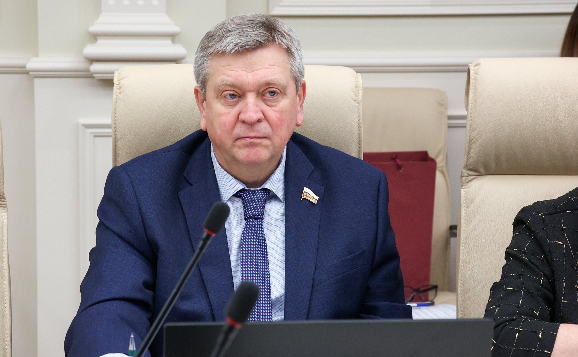 Александр Лутовинов