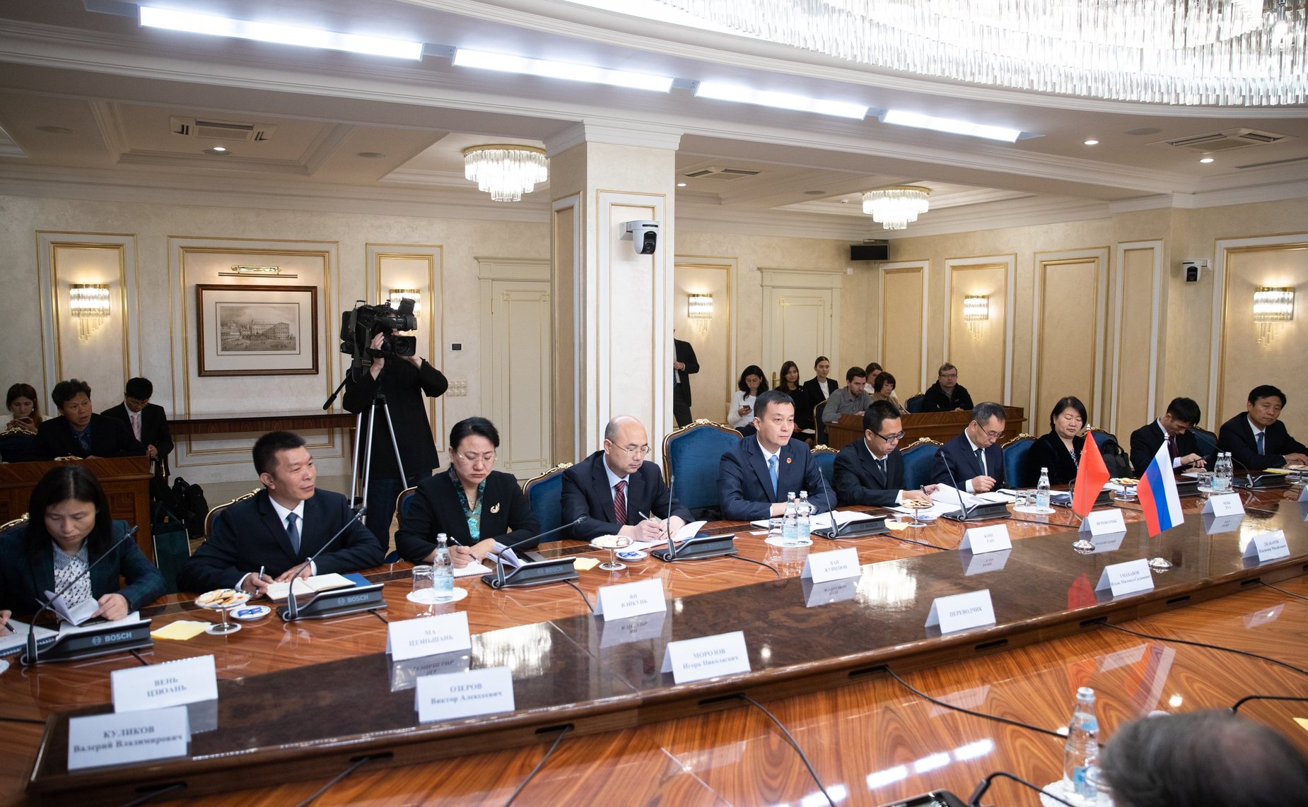 Встреча И. Умаханова с депутатом Всекитайского собрания народных представителей Китайской Народной Республики Кон Тао