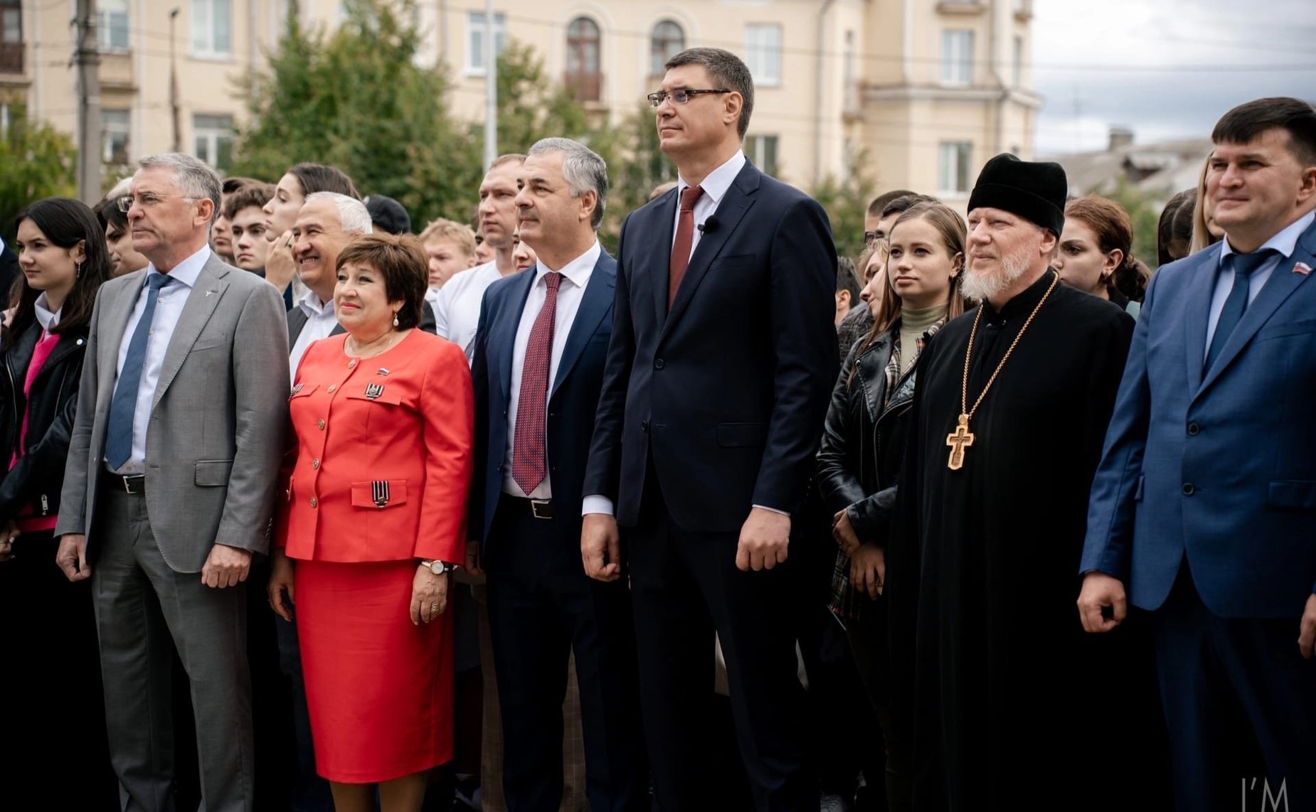 Во Владимирском государственном университете глава региона Александр Авдеев и сенатор Ольга Хохлова поздравили студентов, магистрантов, аспирантов, преподавателей