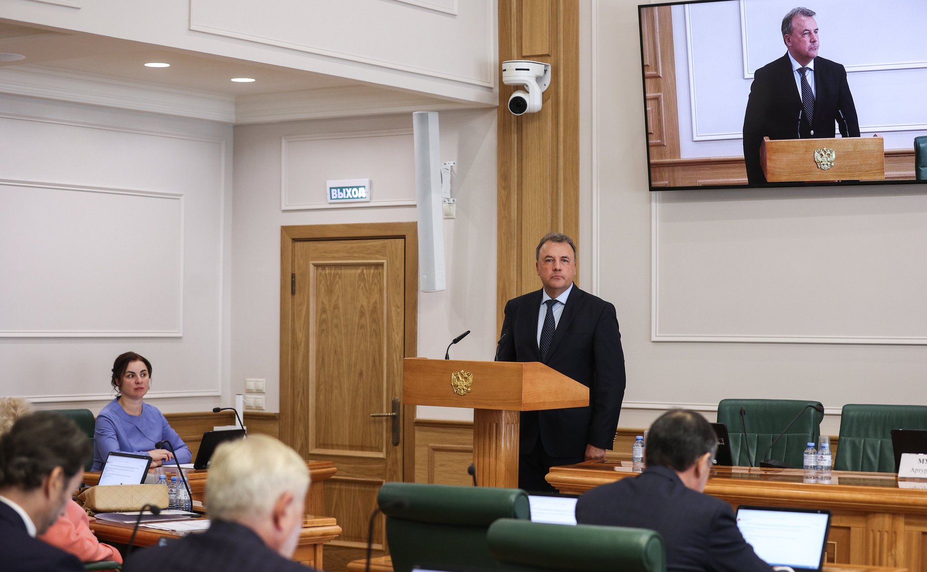 Заседание Комитета СФ по конституционному законодательству и государственному строительству