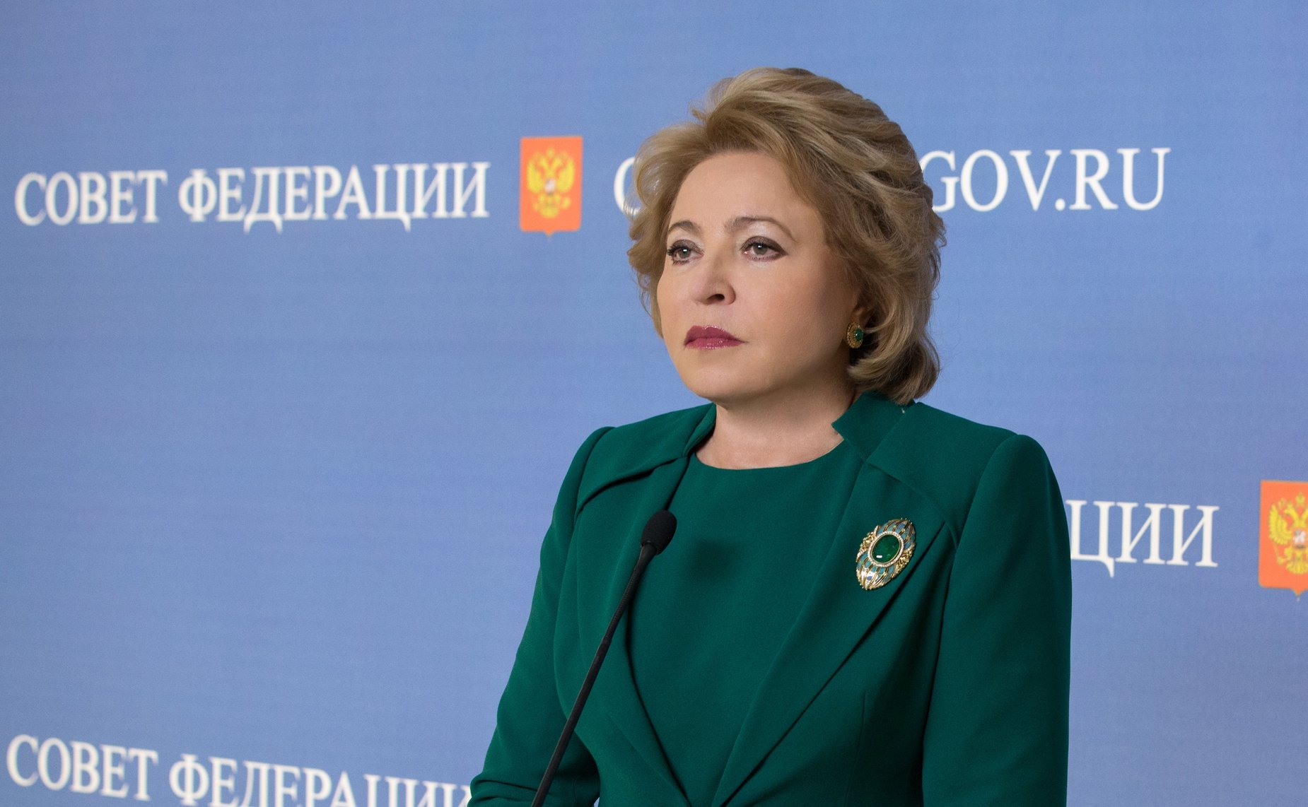 В. Матвиенко