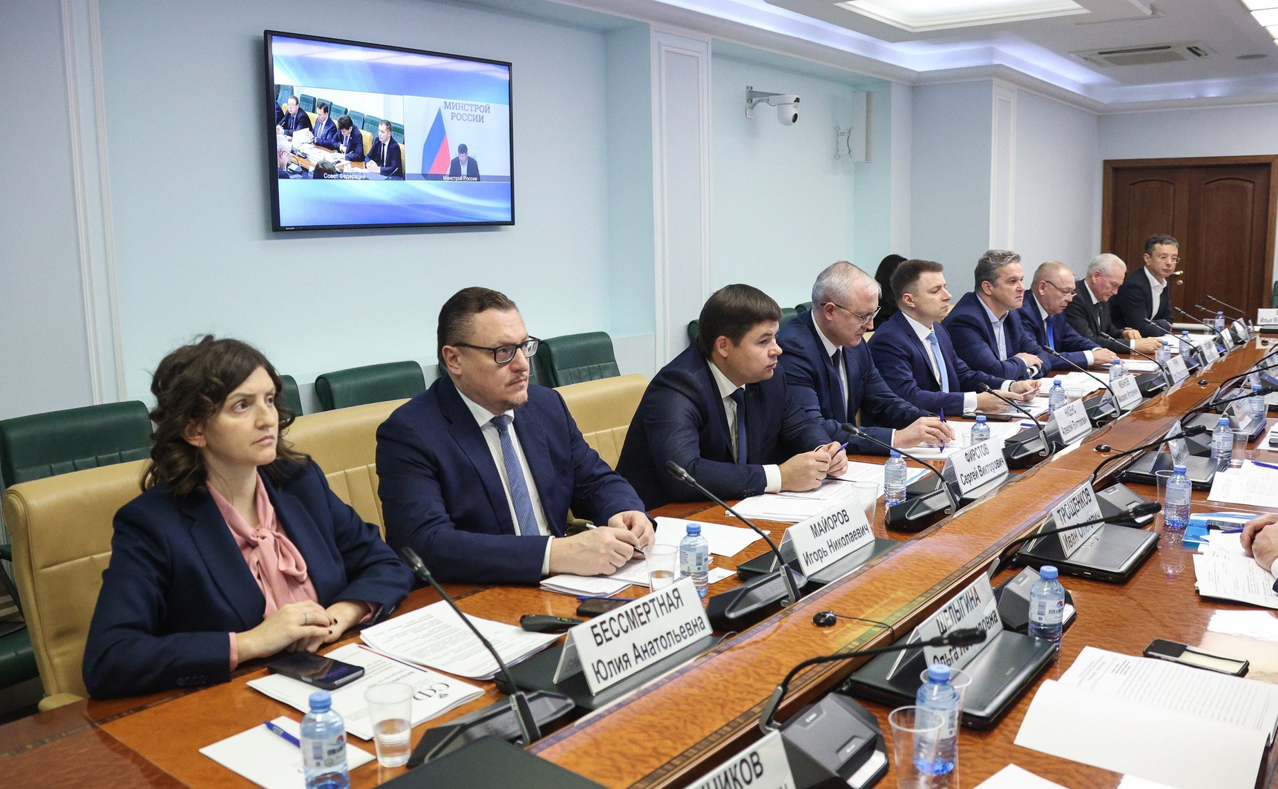 Совещание Комитета по федеративному устройству, региональной политике, МСУ и делам Севера «Проблемы импортозамещения и наращивание отечественного промышленного производства лифтов»