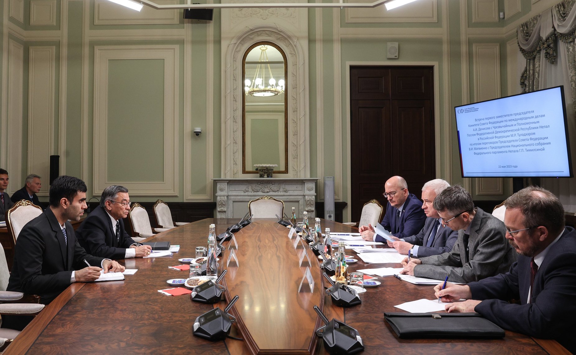 Андрей Денисов провел встречу с Чрезвычайным и Полномочным Послом Федеративной Демократической Республики Непал в Российской Федерации Миланом Туладхаром