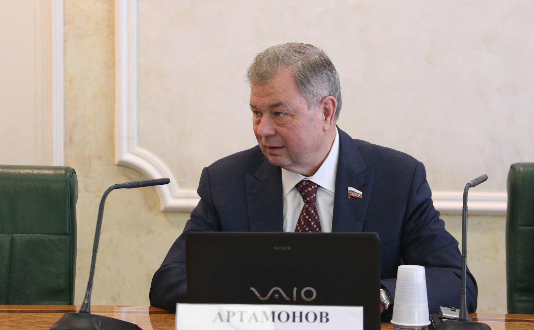 Анатолий Артамонов