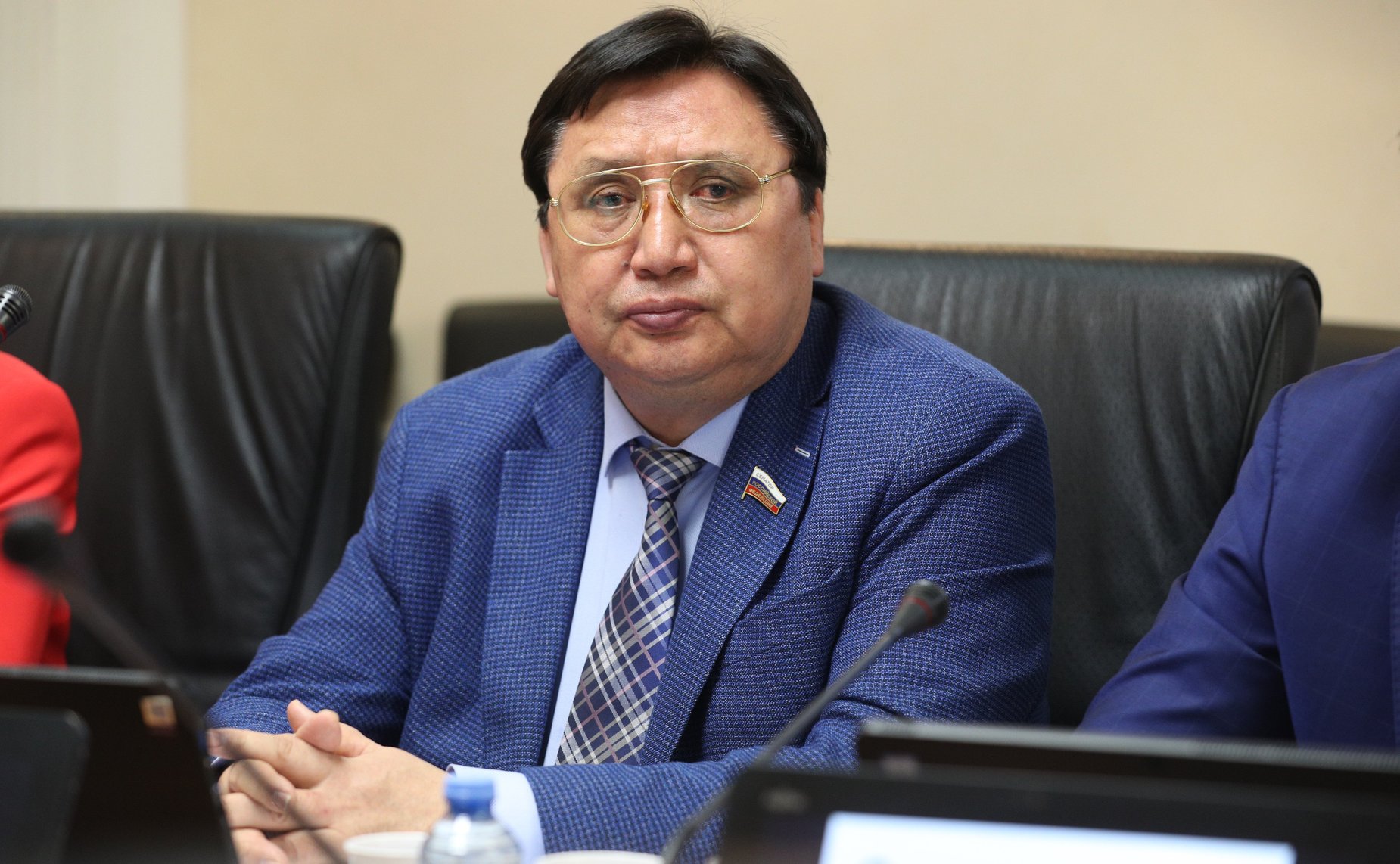 Александр Акимов