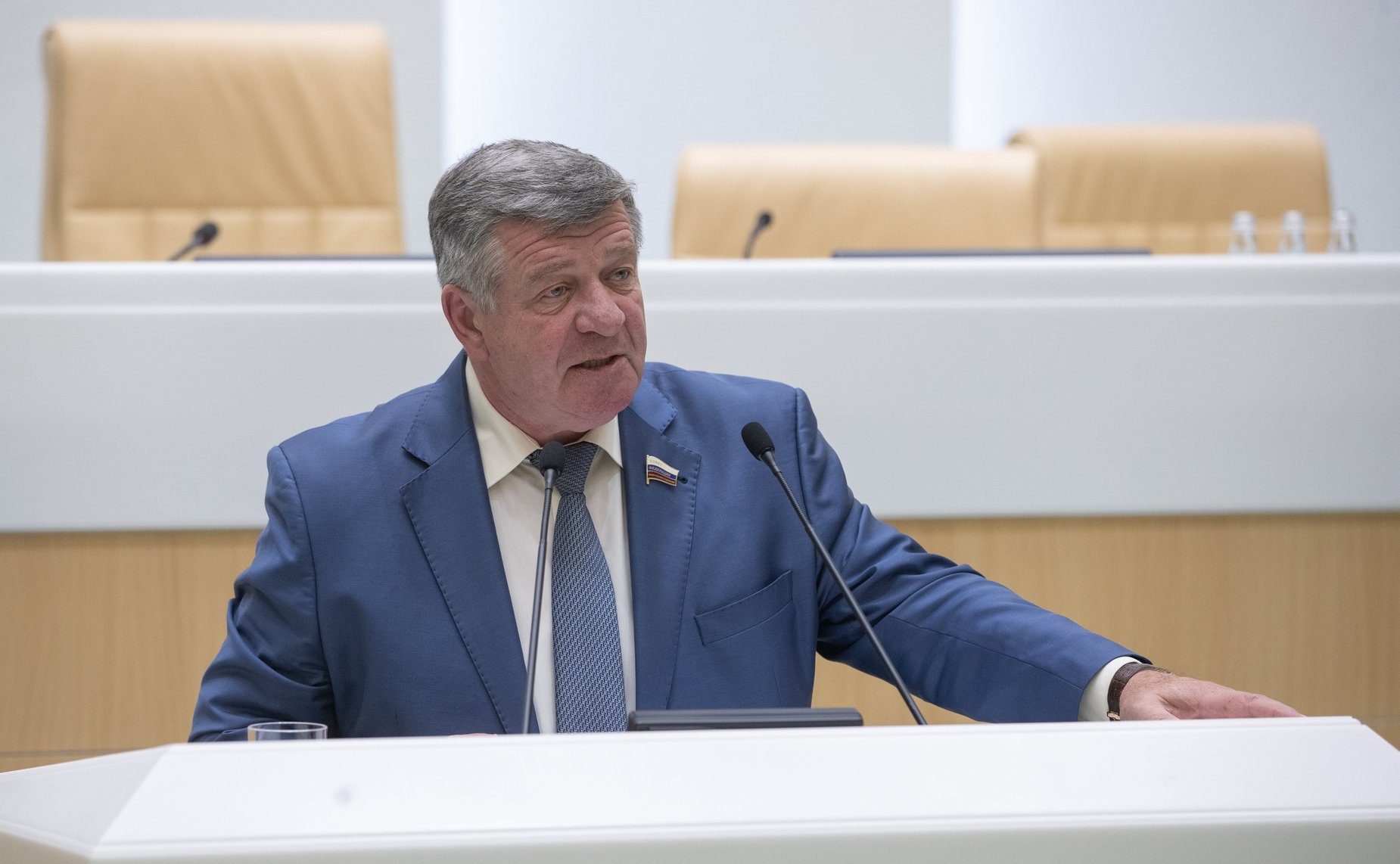 Валерий Семенов