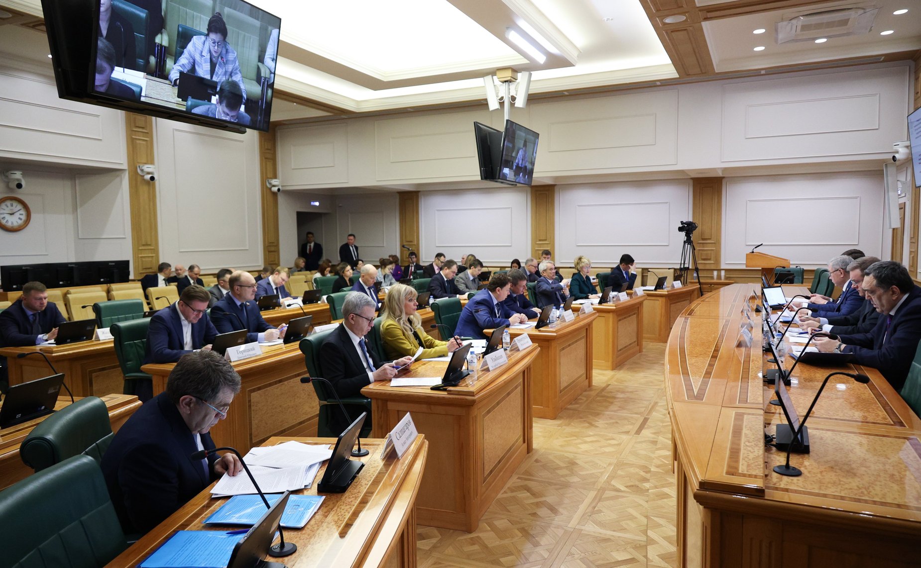 Заседание Комитета Совета Федерации по бюджету и финансовым рынкам