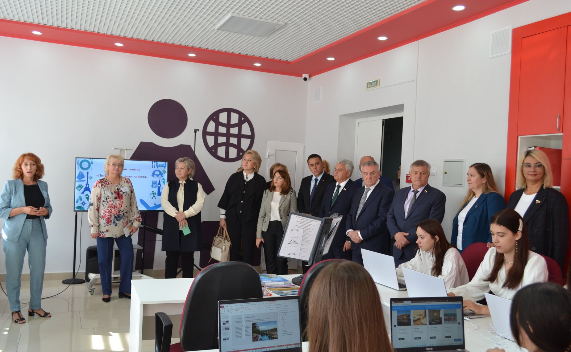 Совместное выездное совещание Комитета СФ по науке, образованию и культуре и Комитета СФ по федеративному устройству, региональной политике, местному самоуправлению и делам Севера