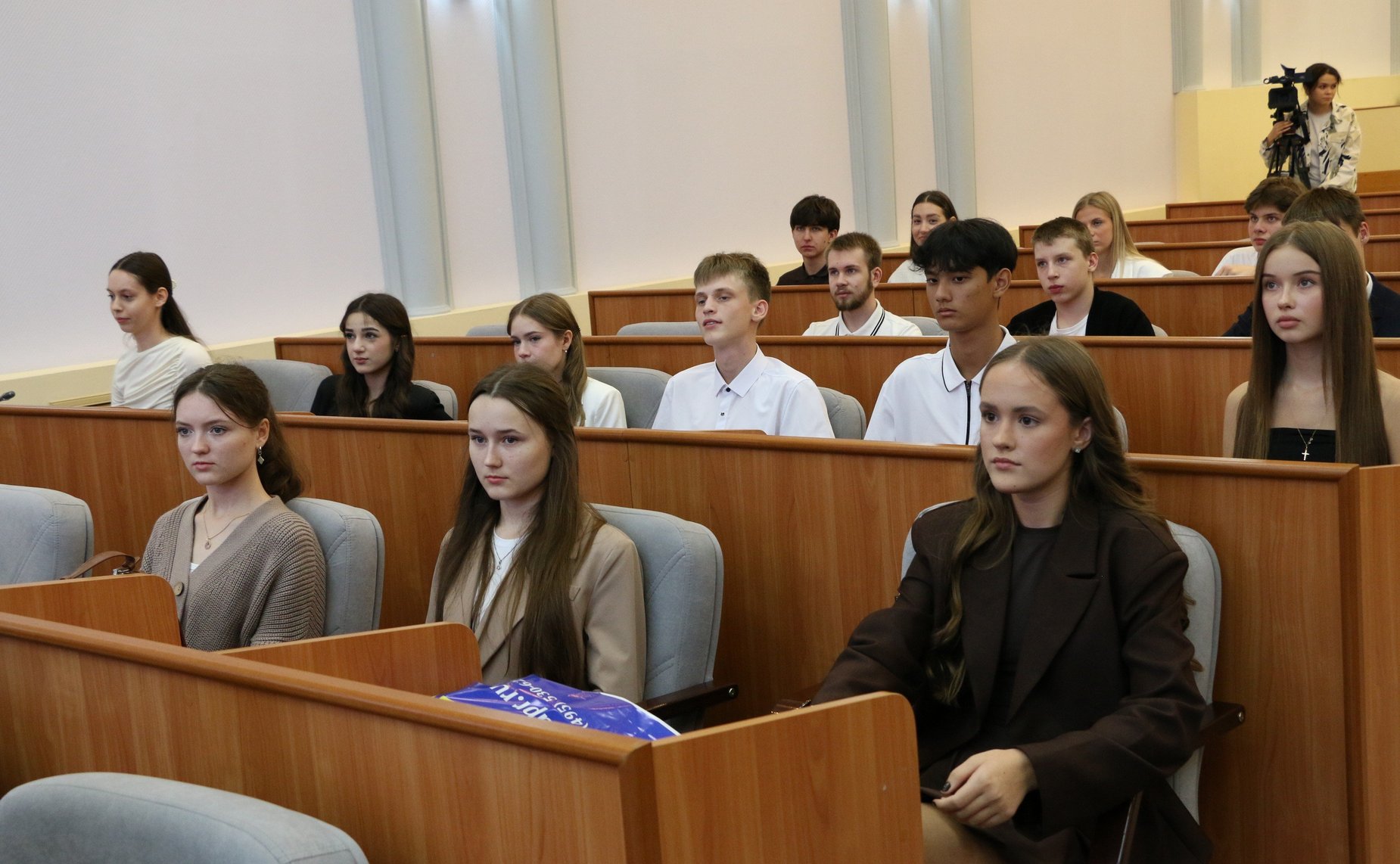 Александр Жуков принял участие в подведении итогов прошедшей в регионе первой «Школы молодого парламентария»