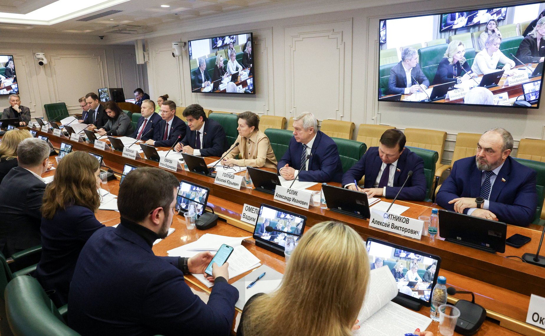 Совещание Комитета СФ по федеративному устройству, региональной политике, местному самоуправлению и делам Севера «О проблемах реализации законодательства Российской Федерации о долевом строительстве»