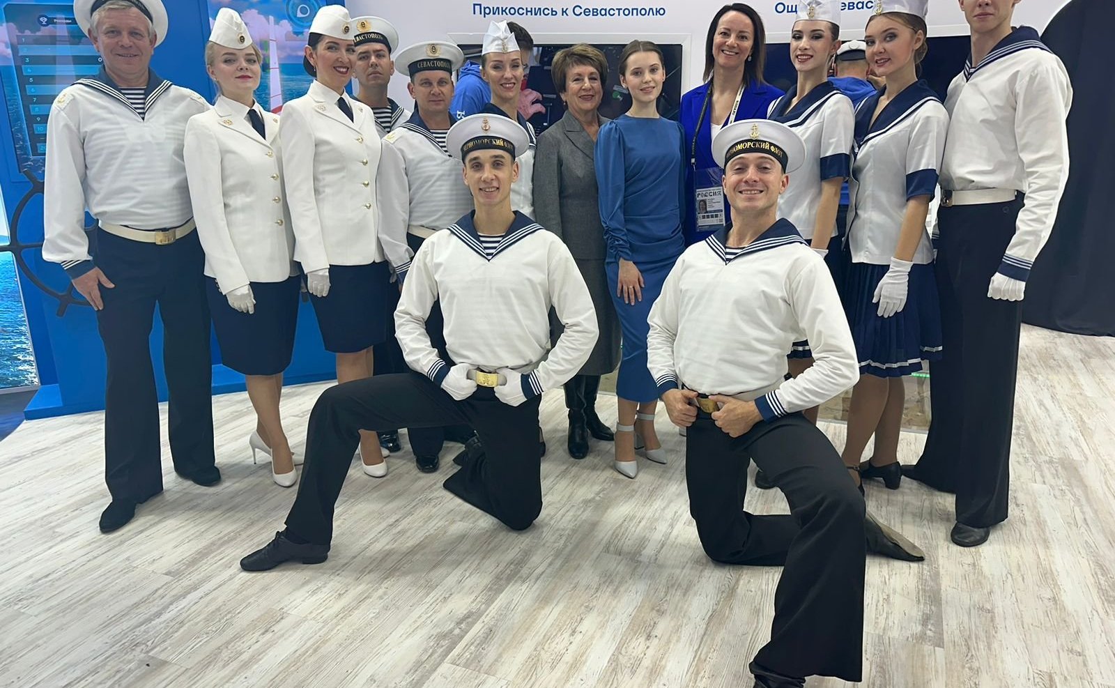 Екатерина Алтабаева посетила Международную выставку-форум «Россия» и приняла участие в открытии корабля-стенда, посвящённого Севастополю